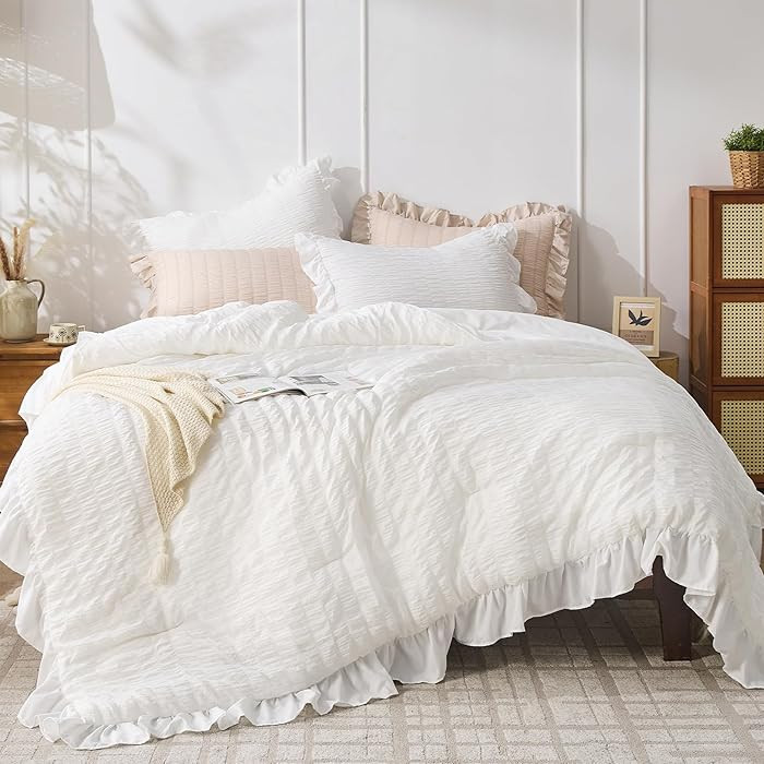 JOLLYVOGUE White King Comforter Set, 3 Pieces Seersucker Comforters King Size, Lightweight & Fluf... | Amazon (US)