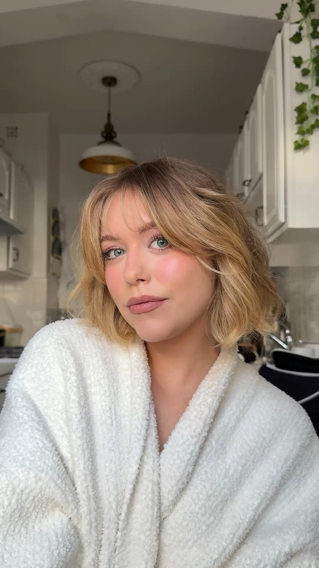 Thermal brush blowouts >> 

#blowout #shorthair #hairstyles #thermalbrush #airstyler 

#LTKBeauty