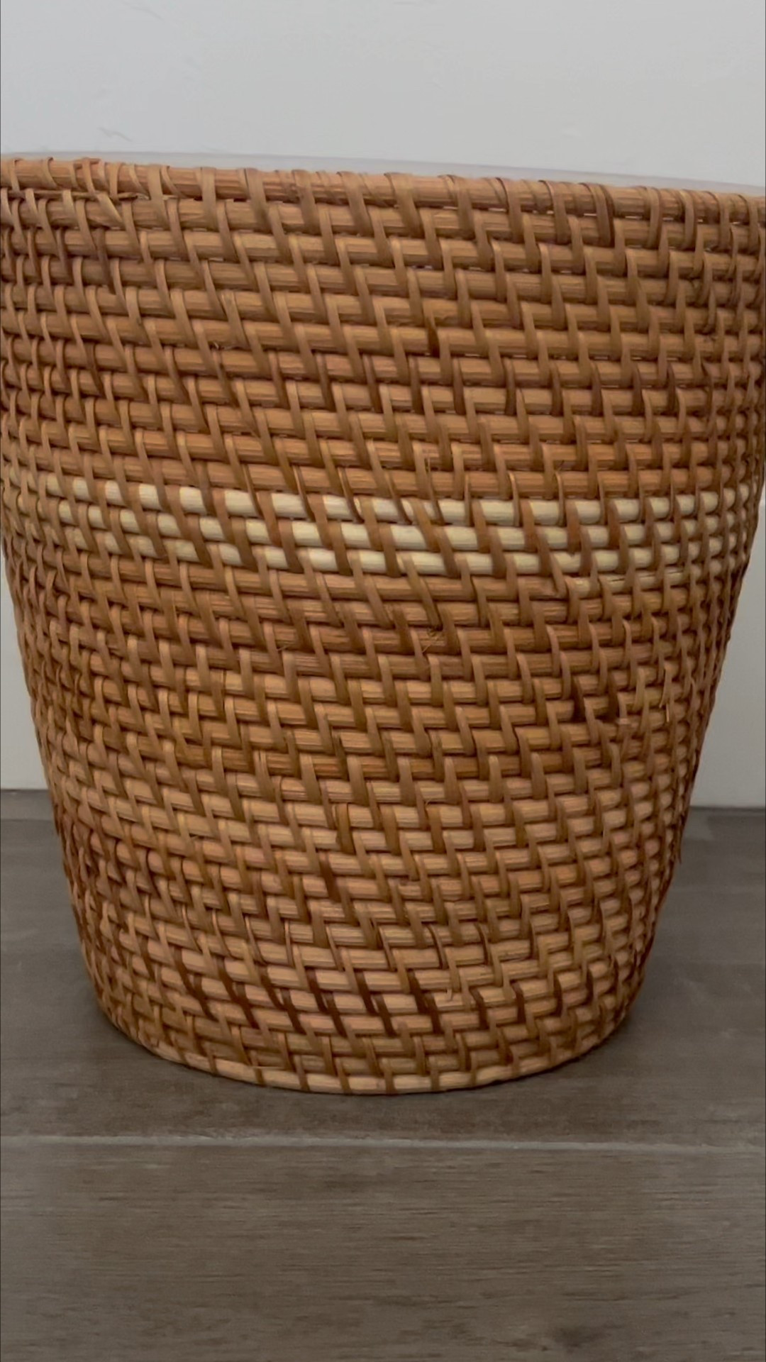 Cute wastebasket

#LTKHome #LTKFindsUnder50