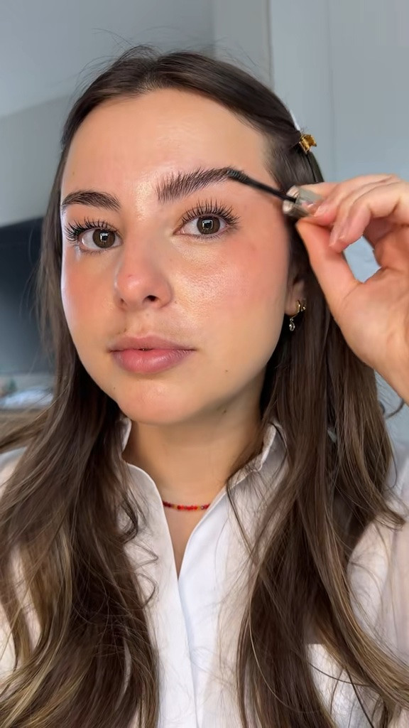 Brow gel transforms makeup look! This rare beauty brow gel holds my brows in place all day long 😚 #LTKmakeup #LTKbrows

#LTKBeauty #LTKgrwm