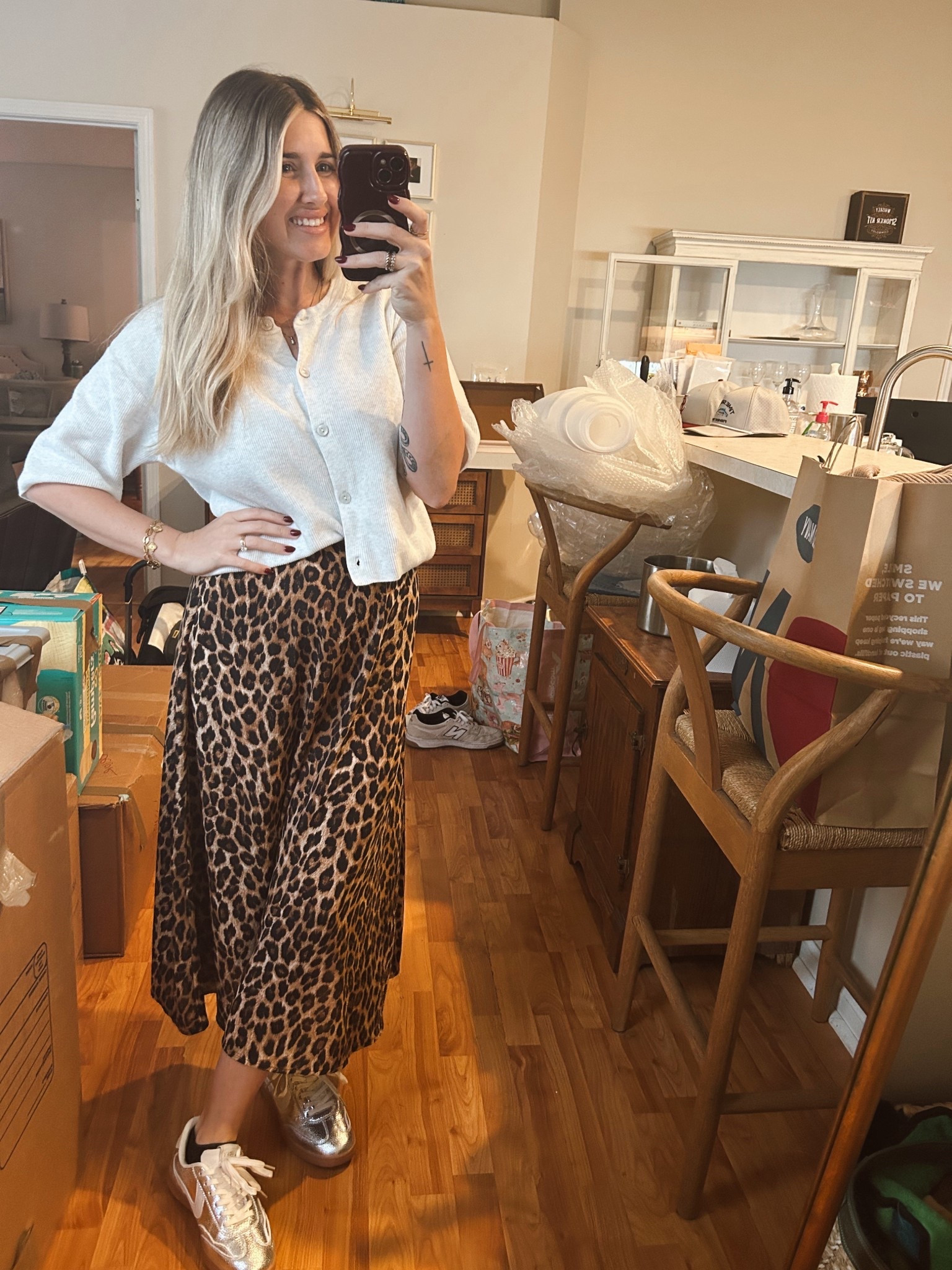 The perfect fall transition outfit 🤍🍂

#LTKSeasonal #LTKFindsUnder100 #LTKStyleTip