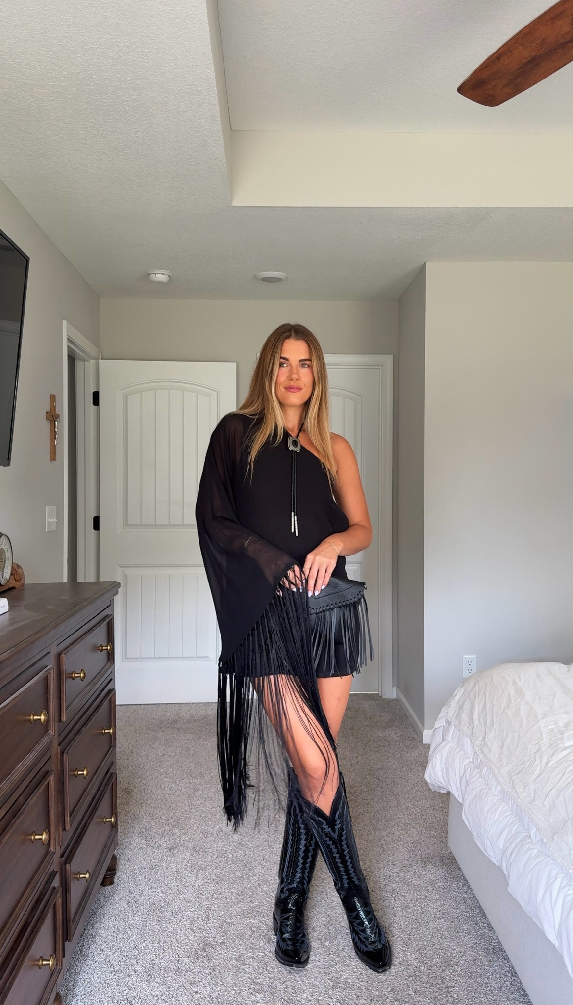 western chic outfit! wearing a size in 4 in dress. i’m 5’10 and it’s barelyyyy long enough! 


western wedding guest

#LTKgrwm #LTKootd #LTKSaleAlert