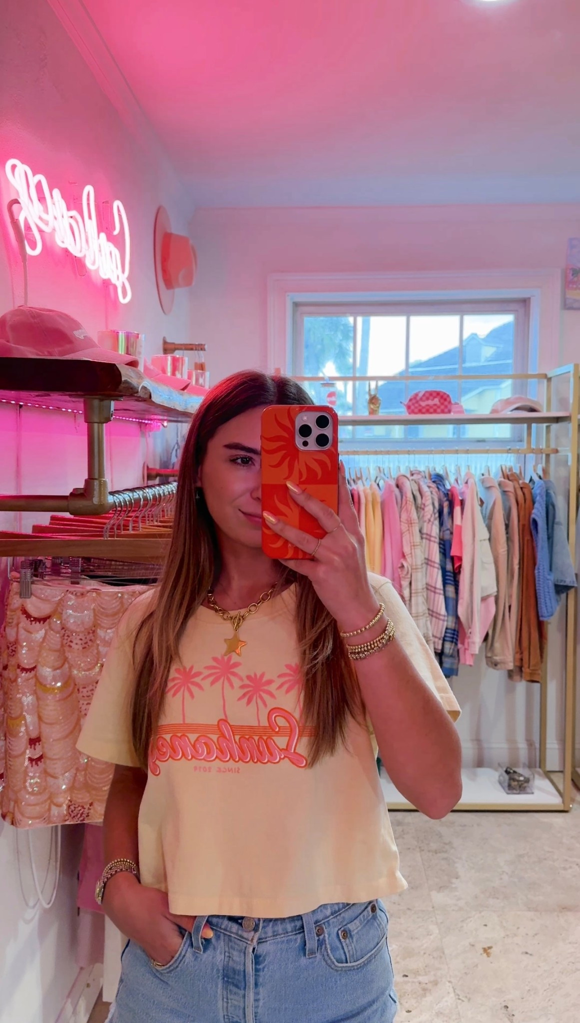 My new fave summer iPhone case!!!! Orange suns ☀️🍊 