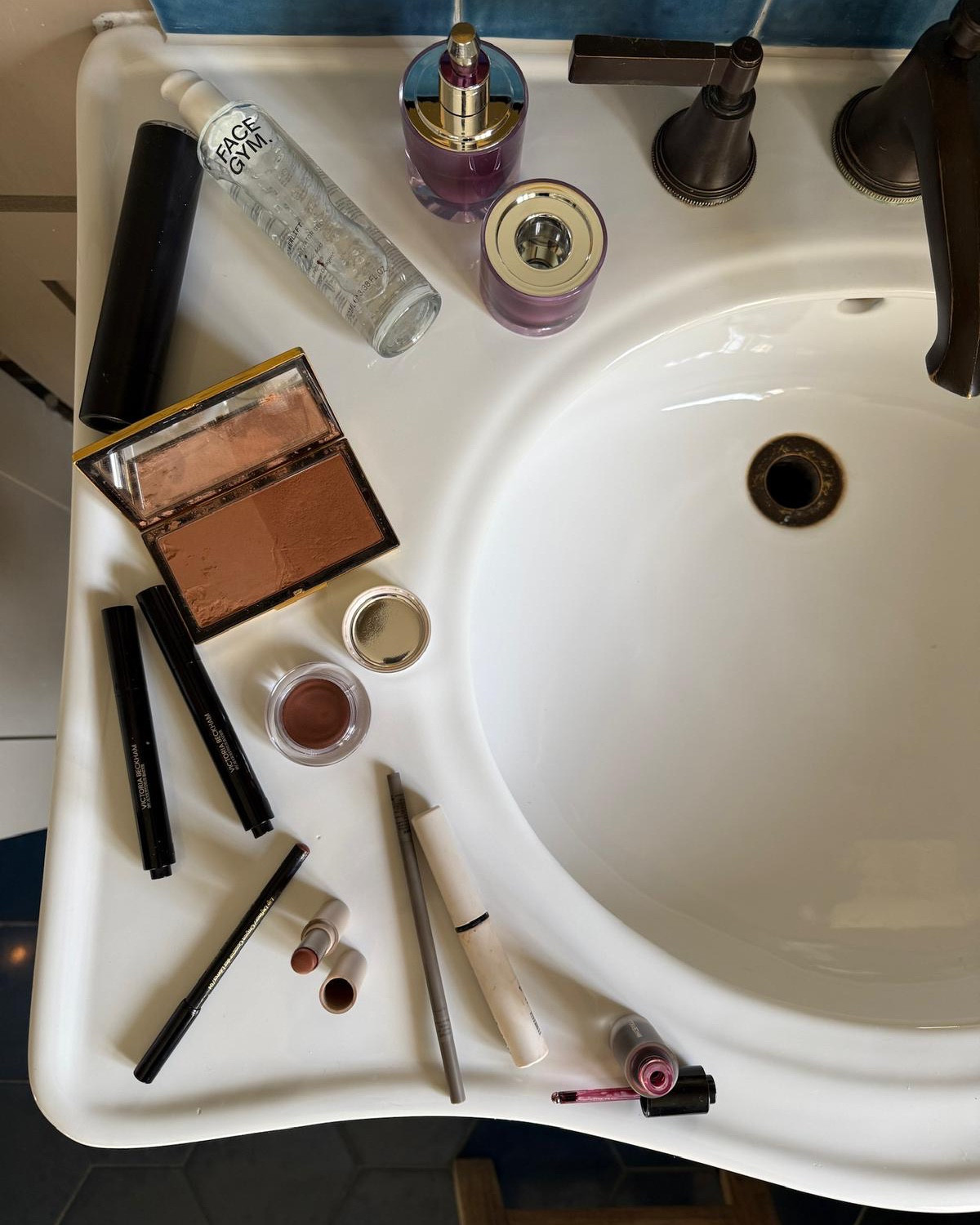 24 Hours worth of help! 

24 hours of beauty, Makeup, Skincare Essentials, Autumn Makeup Routine 

#LTKautumn #LTKuk #LTKbeauty