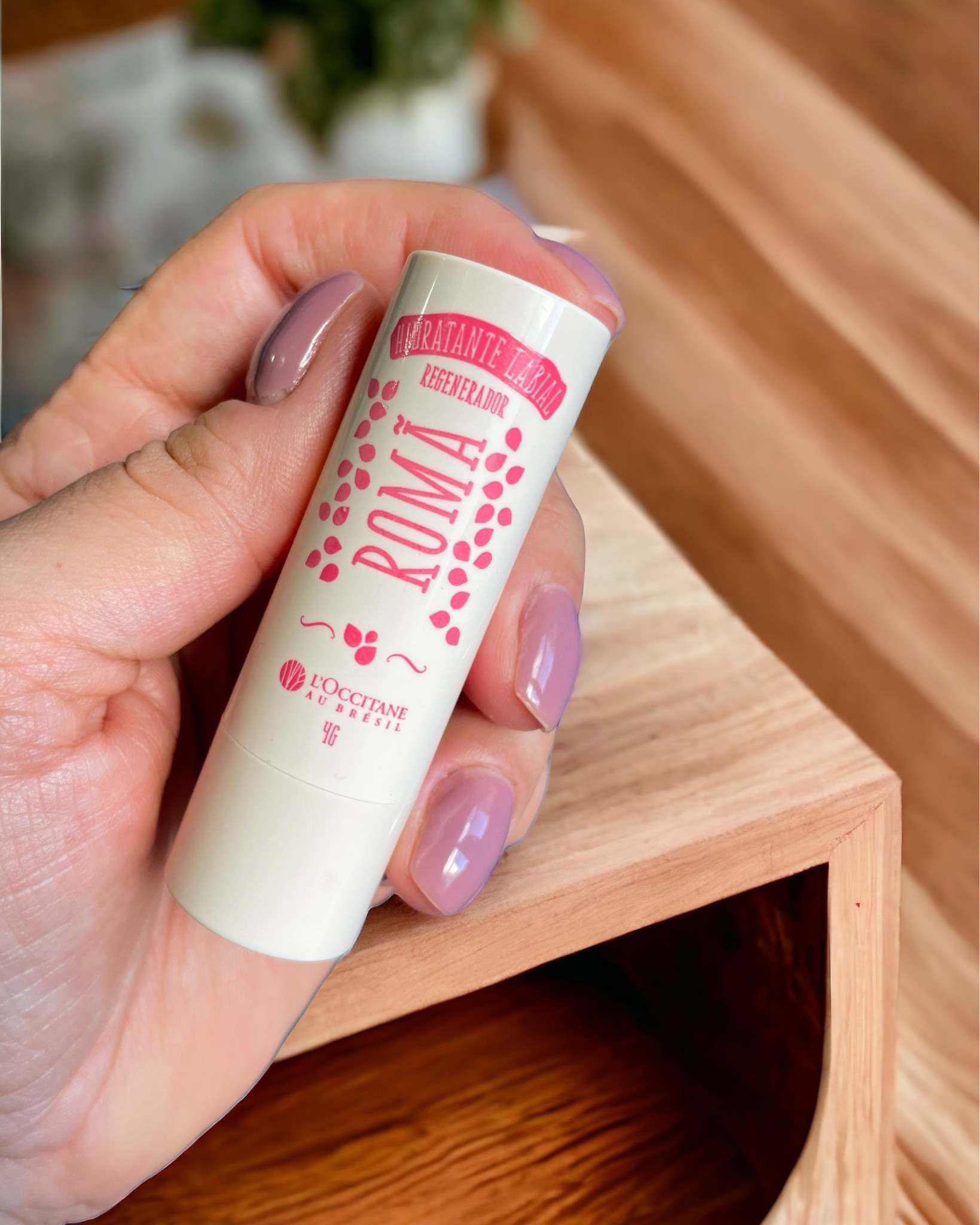 • Batom Loccitane Au Bresil
• Linha de compotas 
• Romã
• Textura muito fluida, hidratante, leve glow e fragrância suave
• Conheça esse e os demais produtos dessa linha 


#LTKbrasil #LTKbeauty