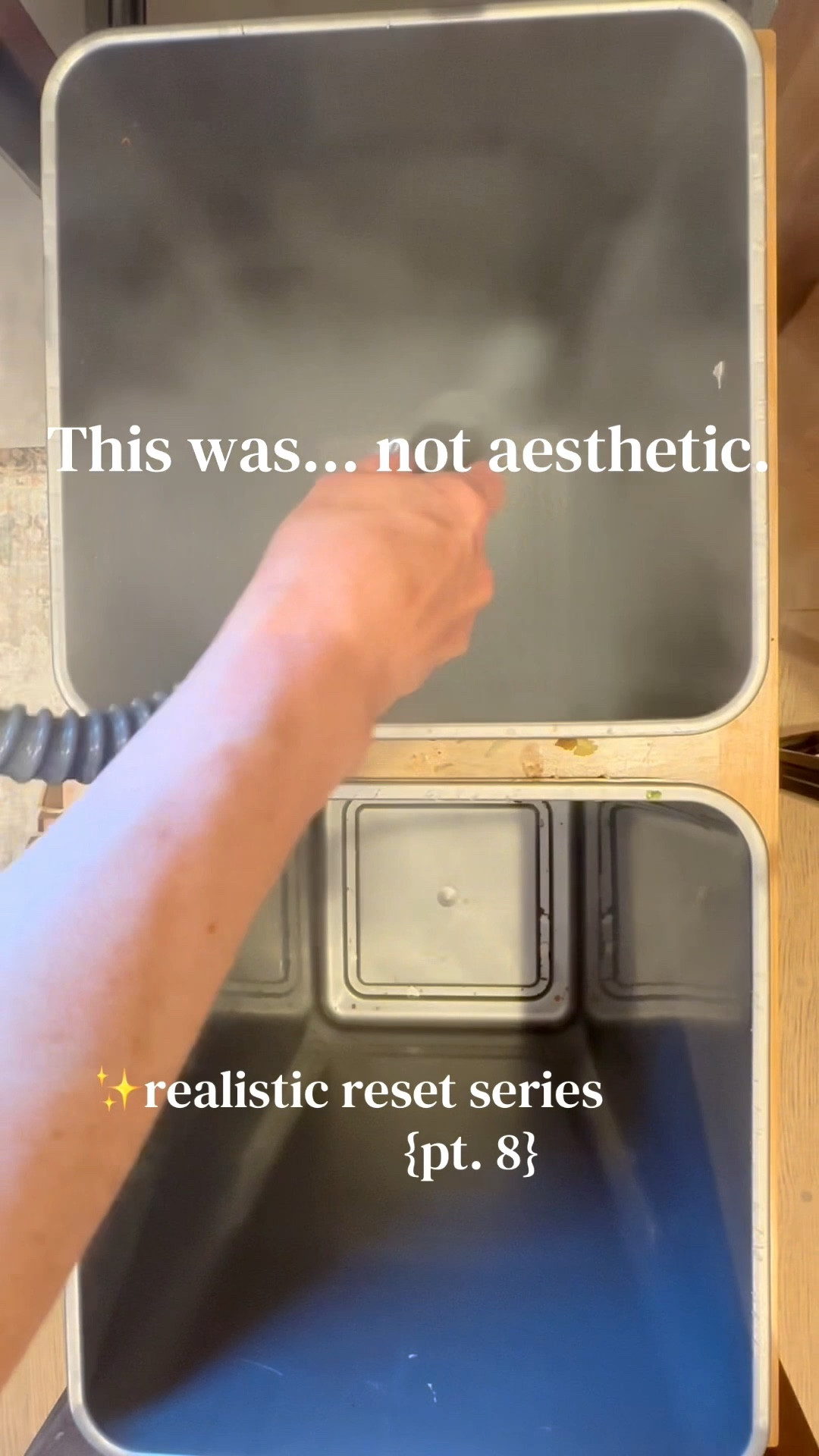 Not aesthetic. Very necessary. 😅
Deep cleaning my kitchen garbage cans with a steam cleaner because wiping them down wasn’t cutting it anymore.

Part of my realistic reset series — linking the exact steam cleaner + cleaning essentials I use.
#realisticreset
#cleaningroutine
#deepcleaning
#kitchenreset
#momlife
#homeorganization
#steamcleaner
