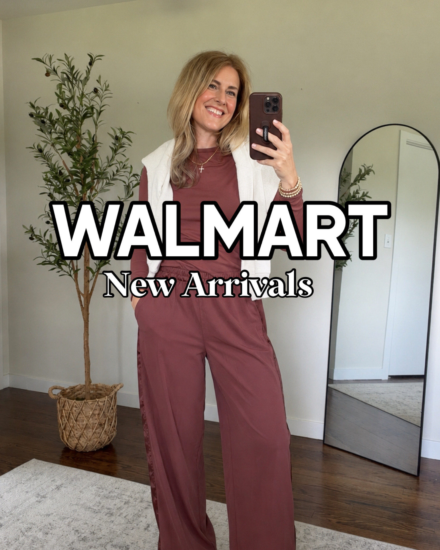 Walmart new fall arrivals! Comfy sets, skirts, dresses, tops, denim, shoes, bags and more. #walmartfashion