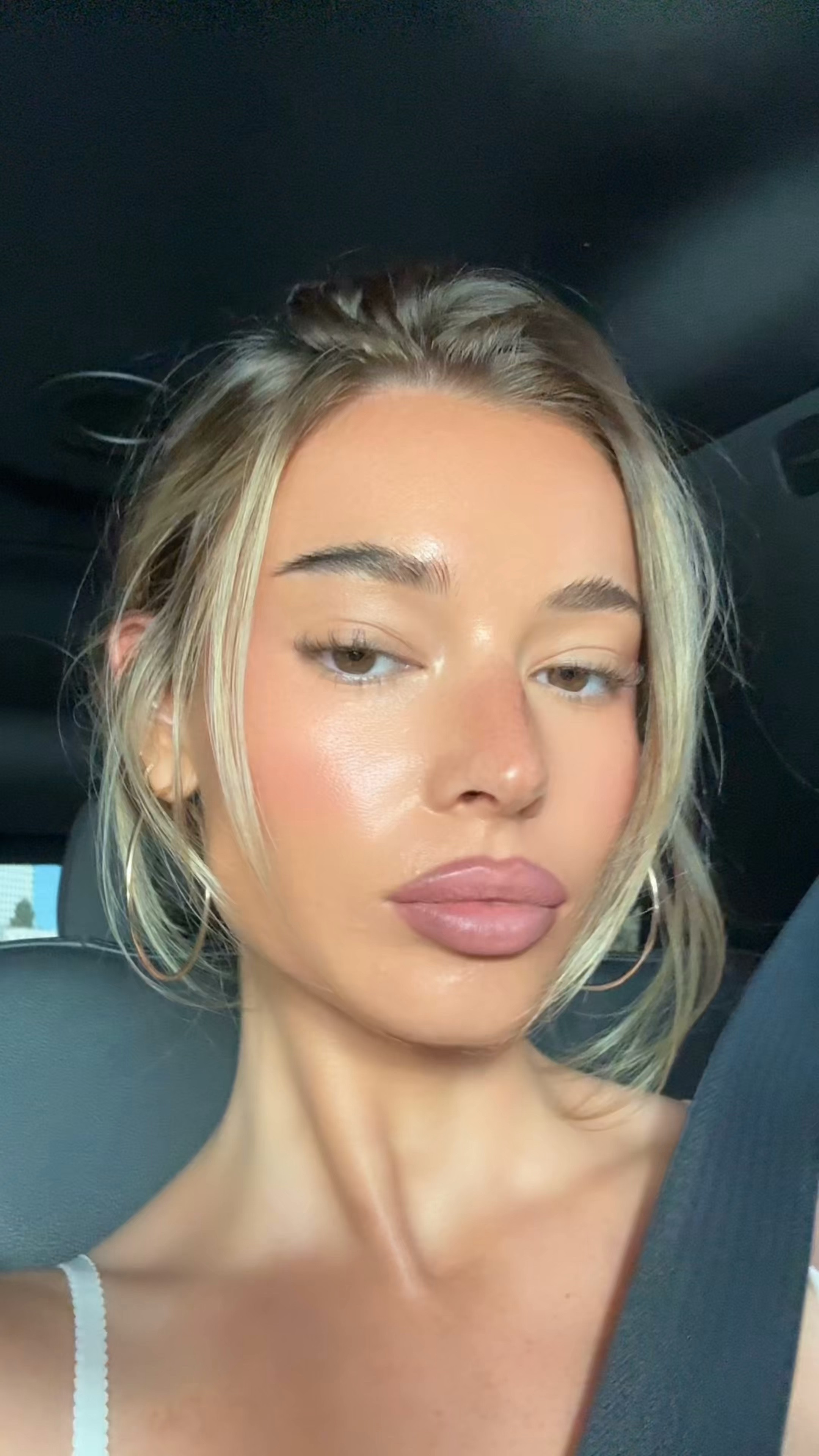 products linked for this glowy base 🫧