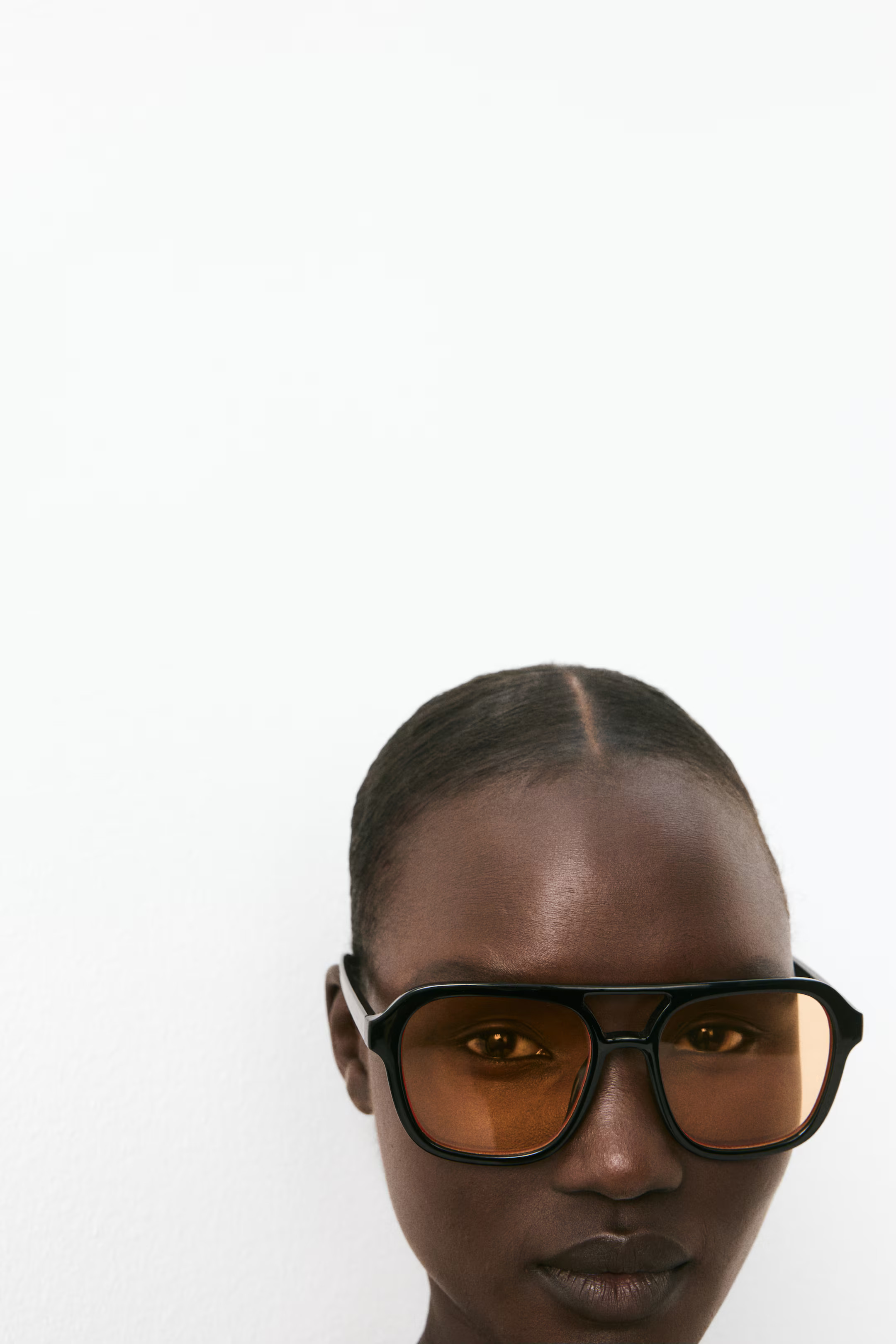 Sunglasses | H&M (UK, MY, IN, SG, PH, TW, HK)