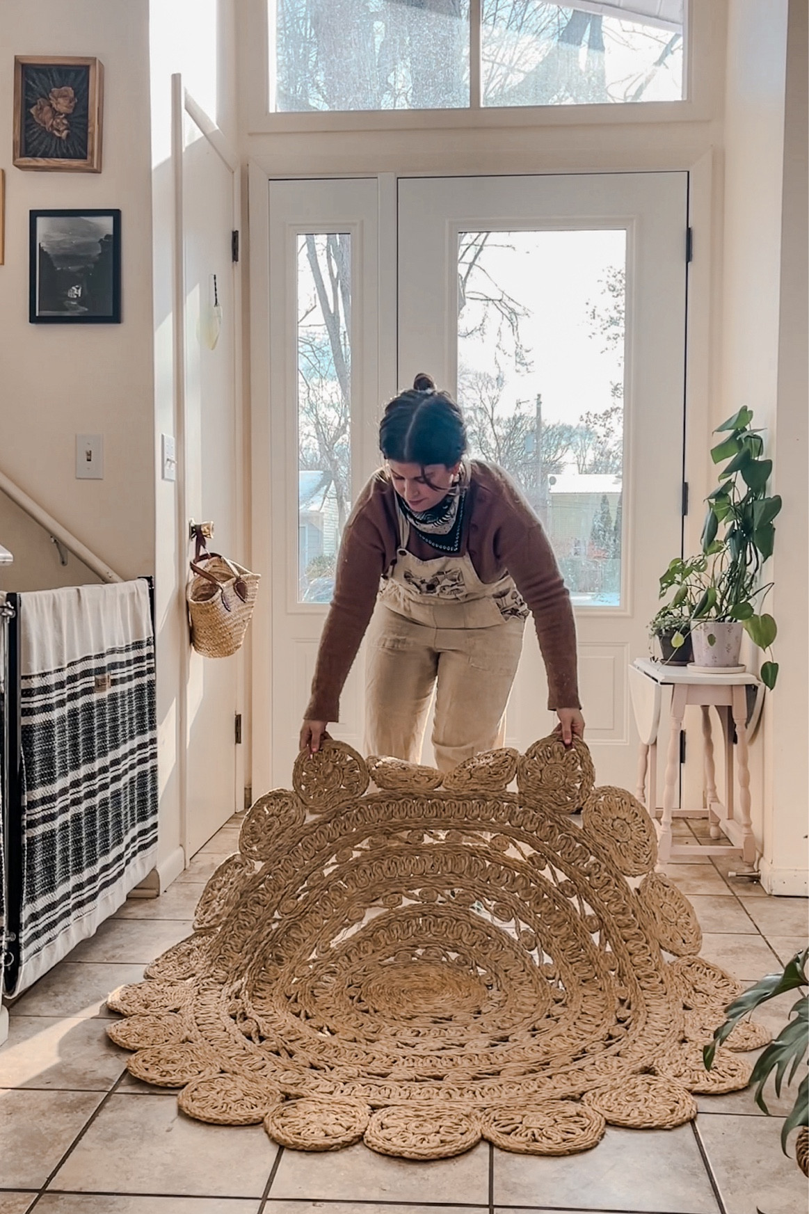 Entryway rug 



#LTKstyletip #LTKfindsunder100 #LTKhome
