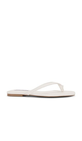 Steve Madden Marnie Flip Flops in White. - size 8.5 | Revolve Clothing (Global)