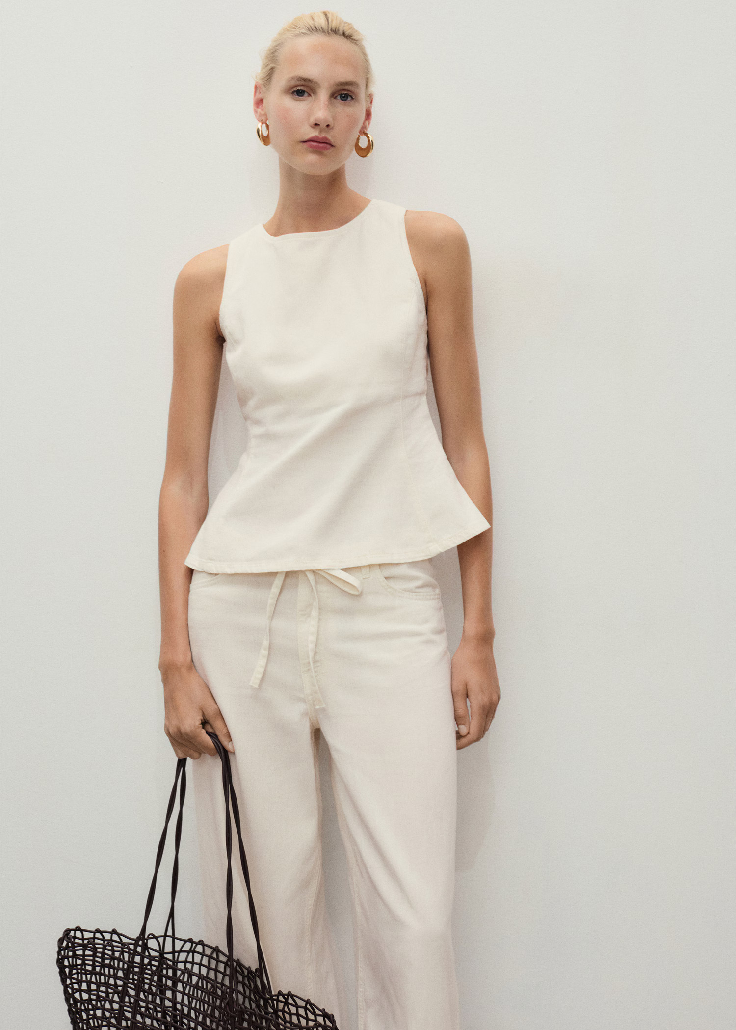 Flared denim top | MANGO (UK)