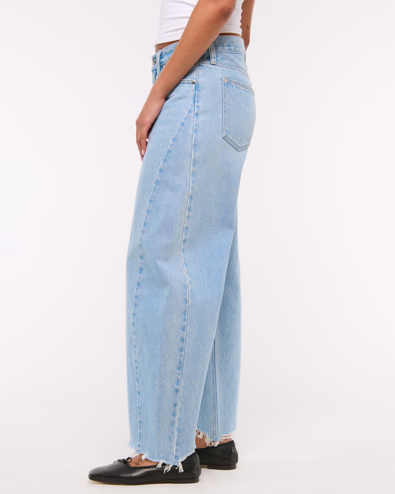 #fragment_a7a2ea5 .pdpButtonTest { display: none }       SHOP ALL WOMEN'S JEANS           SHOP AL... | Abercrombie & Fitch (US)