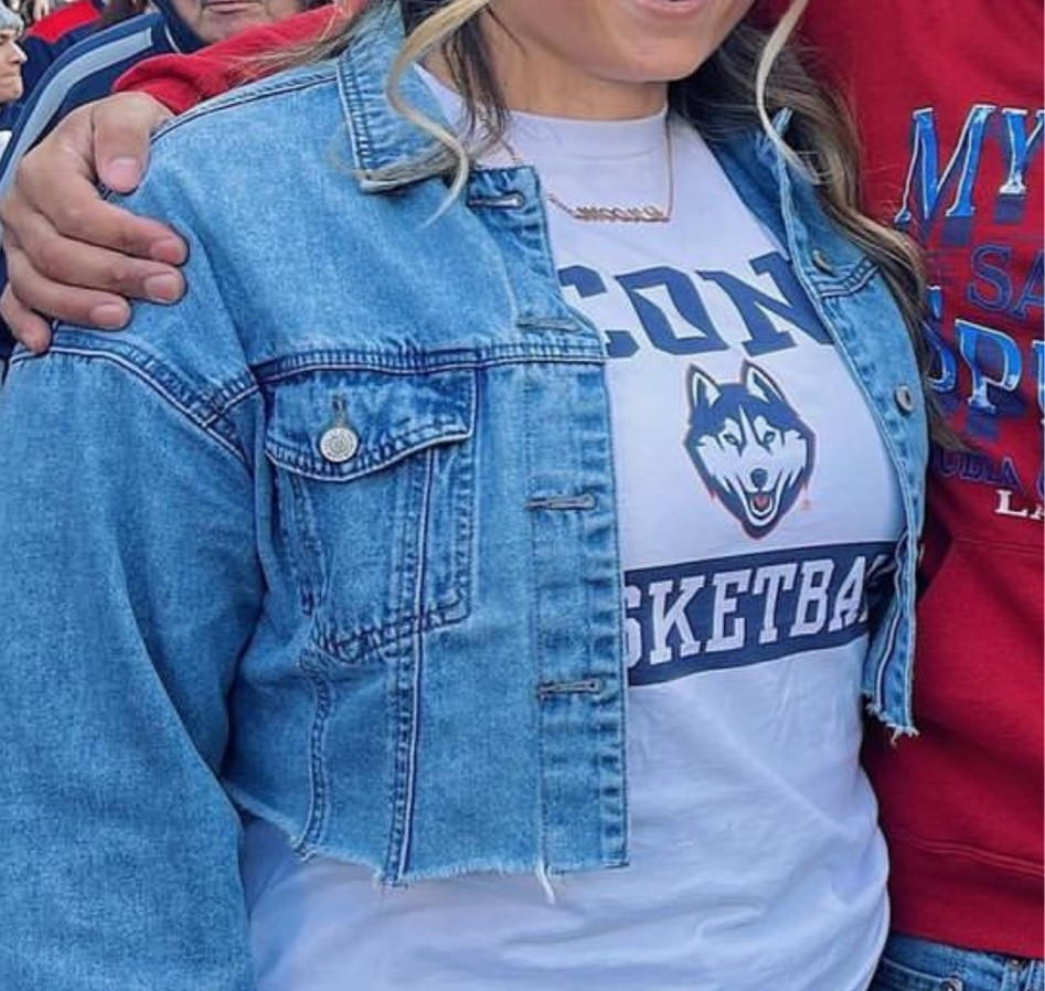 UConn basketball parade 

#LTKU #LTKfit #LTKcurves