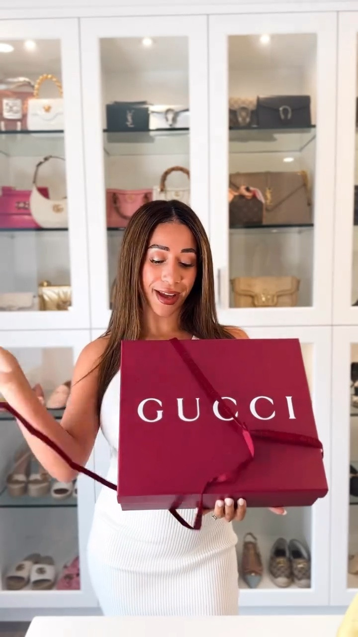 Summer essentials via Gucci! 

#LTKShoeCrush #LTKStyleTip #LTKSummerEdit