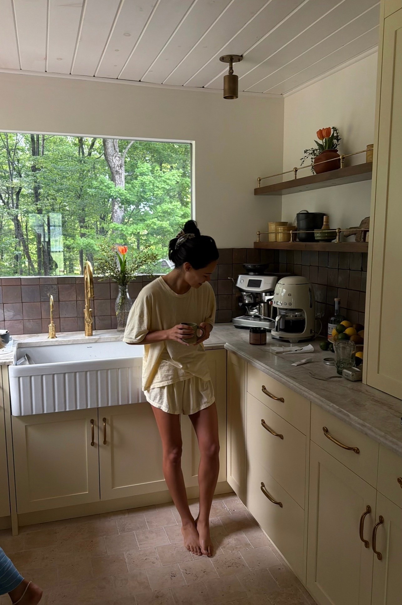 hanes butter yellow pajama tee and shorts