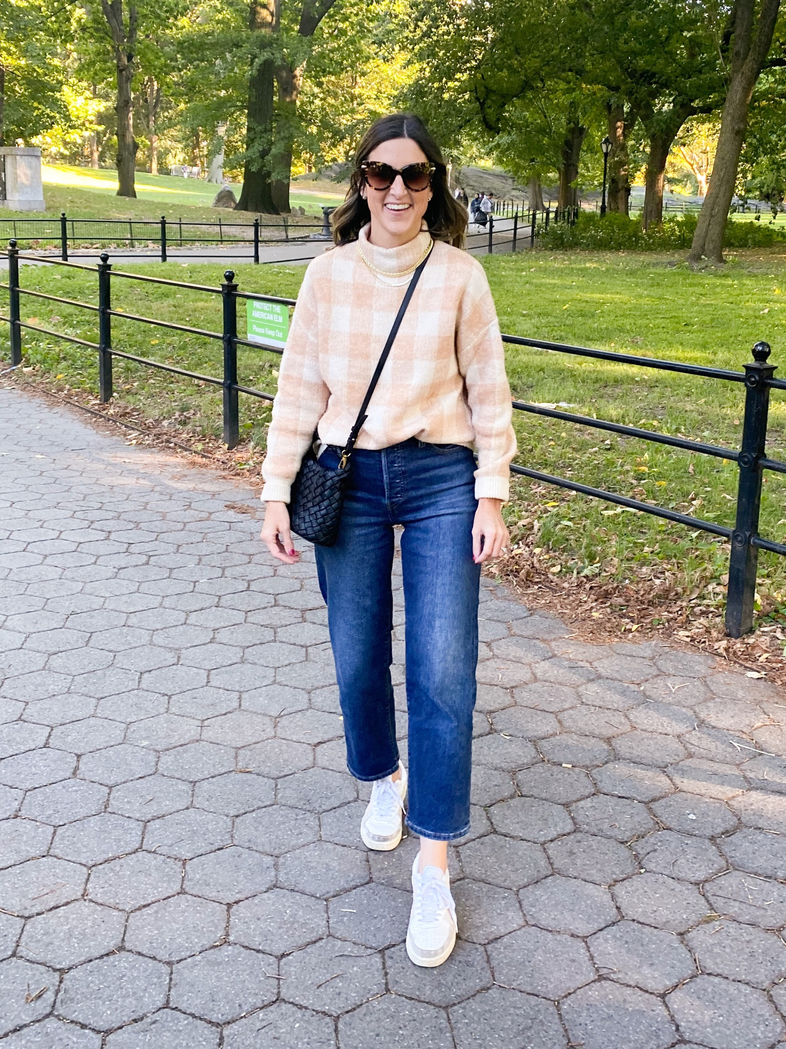 Fall perfection in NYC! 
Levi’s for TTS - I have this style in 3 washes. Love them so much! Wearing XS in sweater. Bag is amazing quality! Butter soft and so cute in person! 

#LTKunder100 #LTKitbag