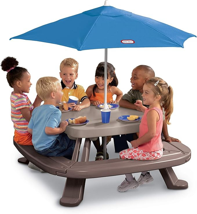 Little Tikes Fold 'n Store Picnic Table with Market Umbrella, Brown (632433M) | Amazon (US)