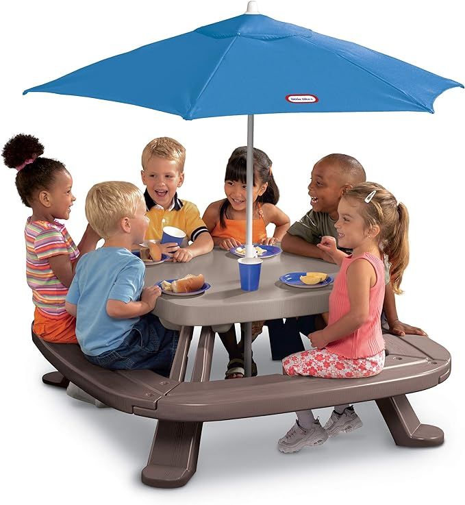Little Tikes Fold 'n Store Picnic Table with Market Umbrella, Brown (632433M) | Amazon (US)