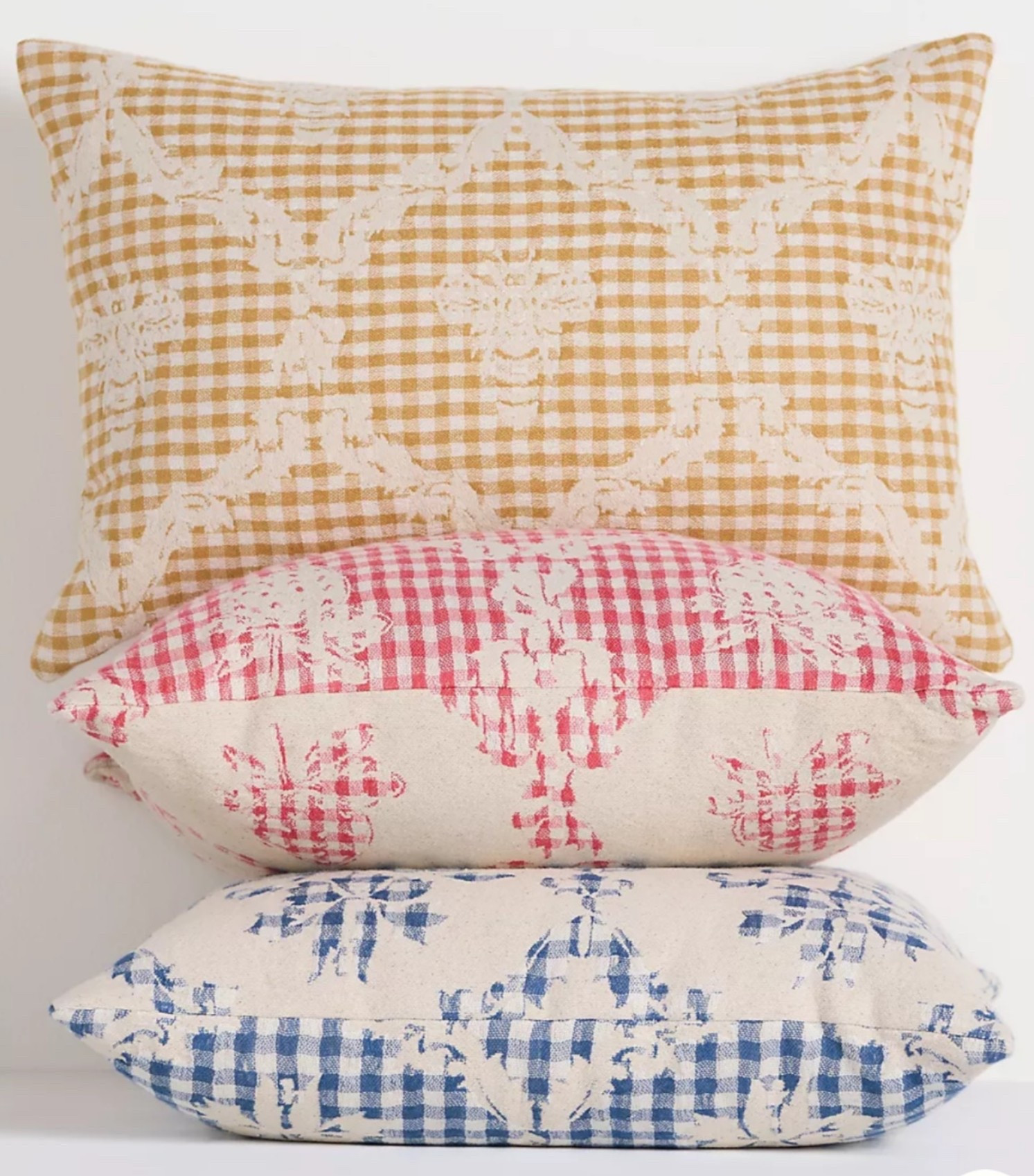 Cozy cottage pillows 

#LTKHome #LTKSeasonal