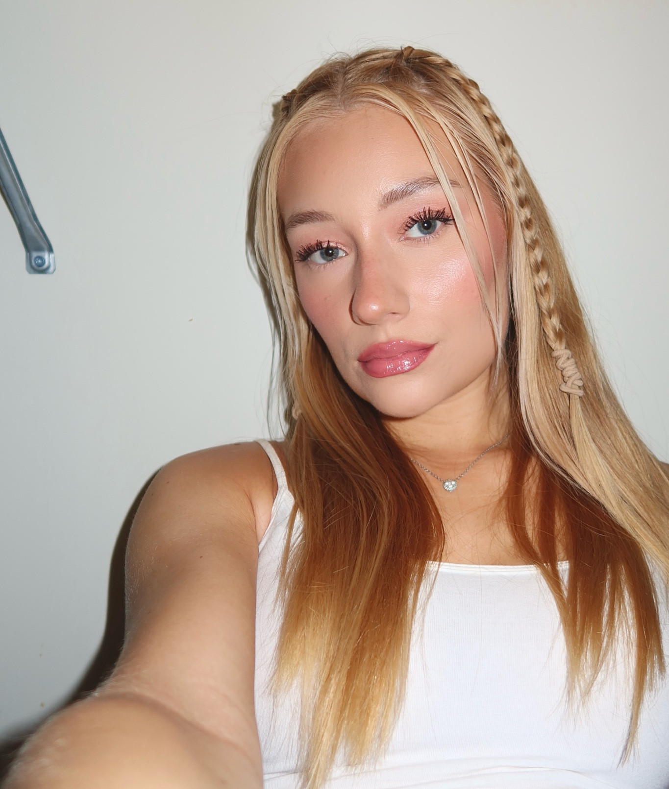 Everyday Glam Updated Makeup Routine Youtube Video FACE & BASE Links!💓 (EYEBROWS & EYES & LIPS) are linked in this collection! 

#LTKBeauty #LTKStyleTip #LTKNYFW