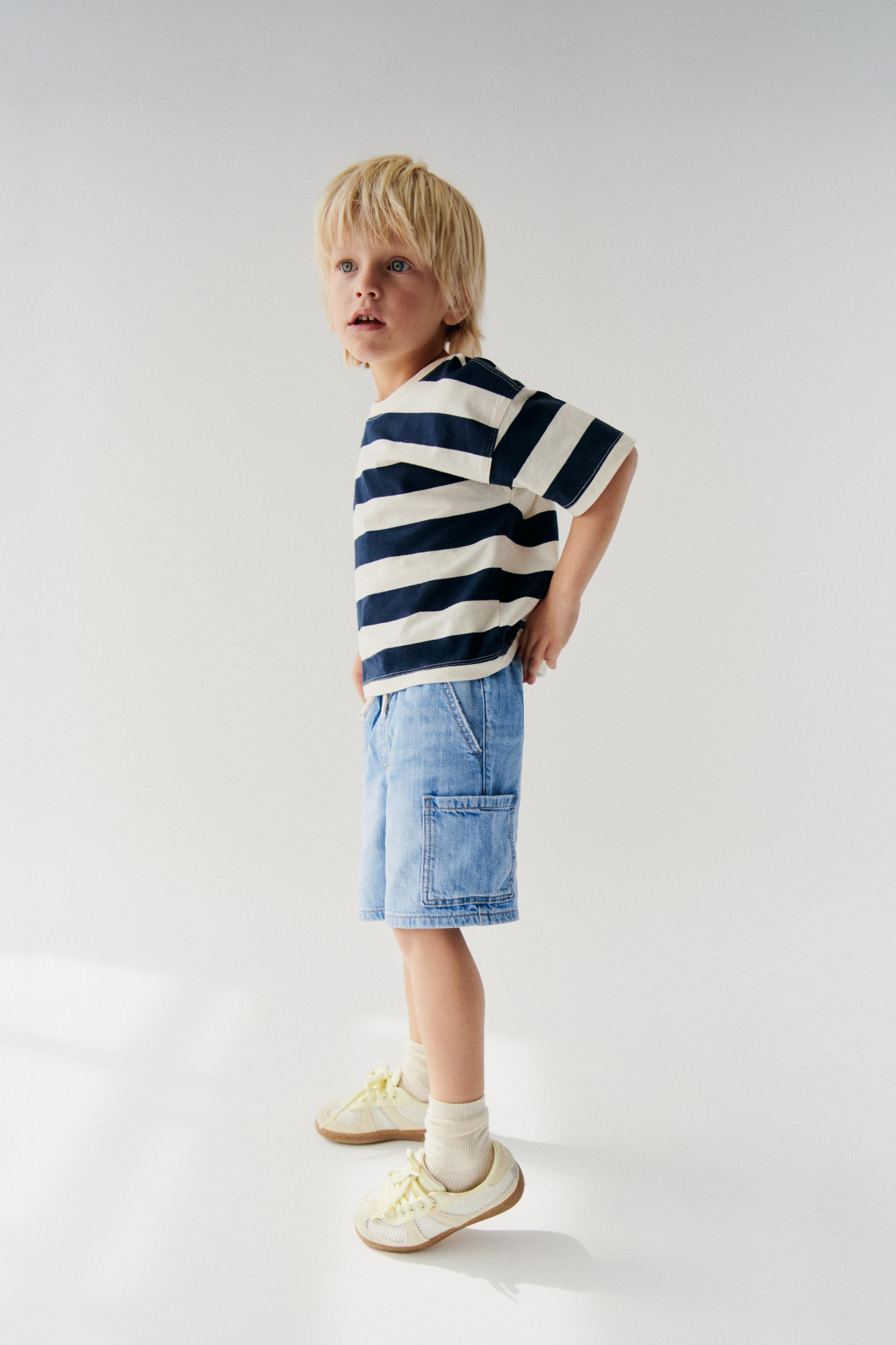 STRIPED T-SHIRT | Zara US