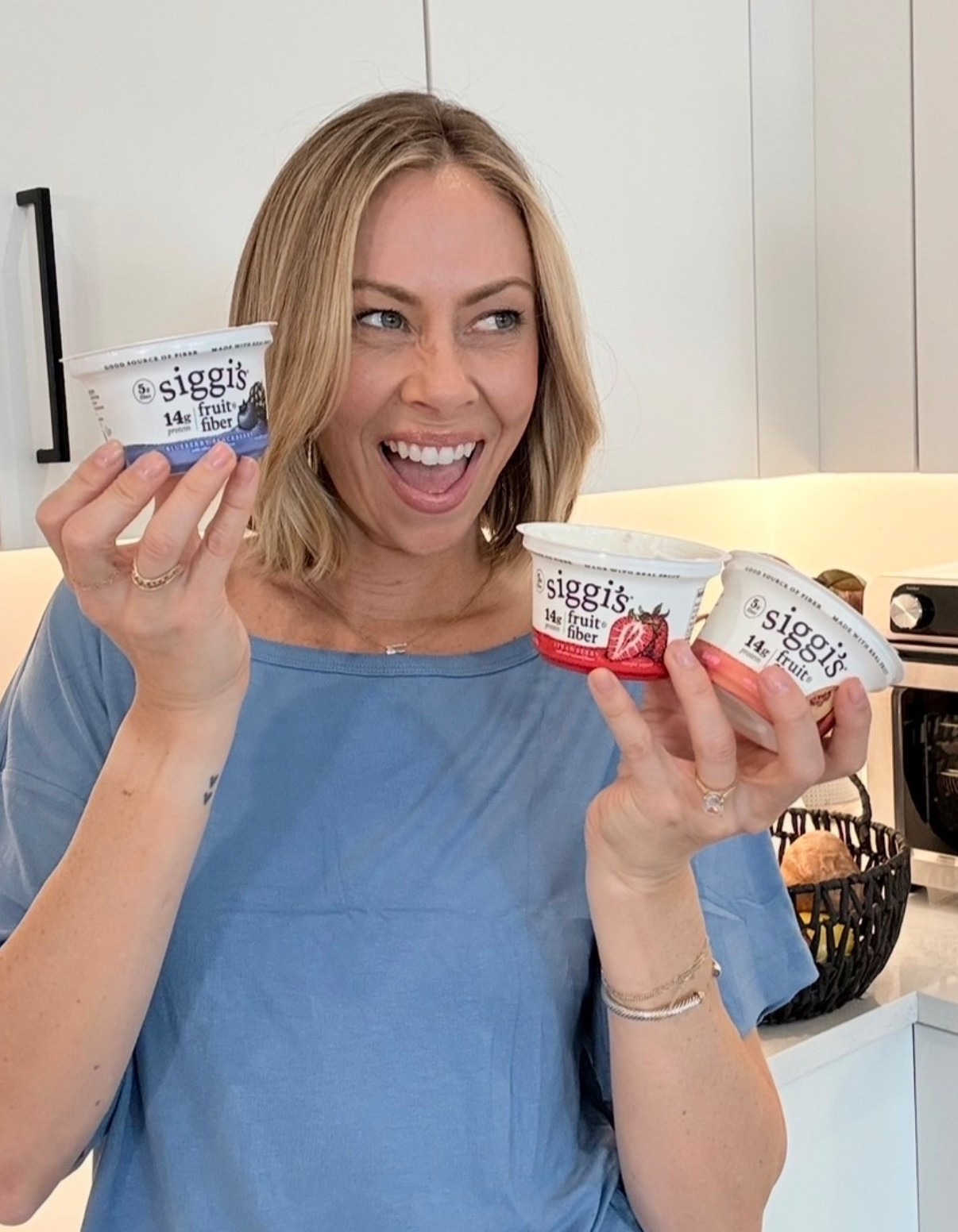 #ad One of the easiest high-protein breakfasts I've been reaching for lately. 🤍 The NEW! siggi's Fruit & Fiber has 14g of protein and is a good source of fiber with 5g per serving, making it perfect for busy mornings. Picked mine up at Target! @Target  @siggisdairy
#TargetPartner #siggissponsored #siggis