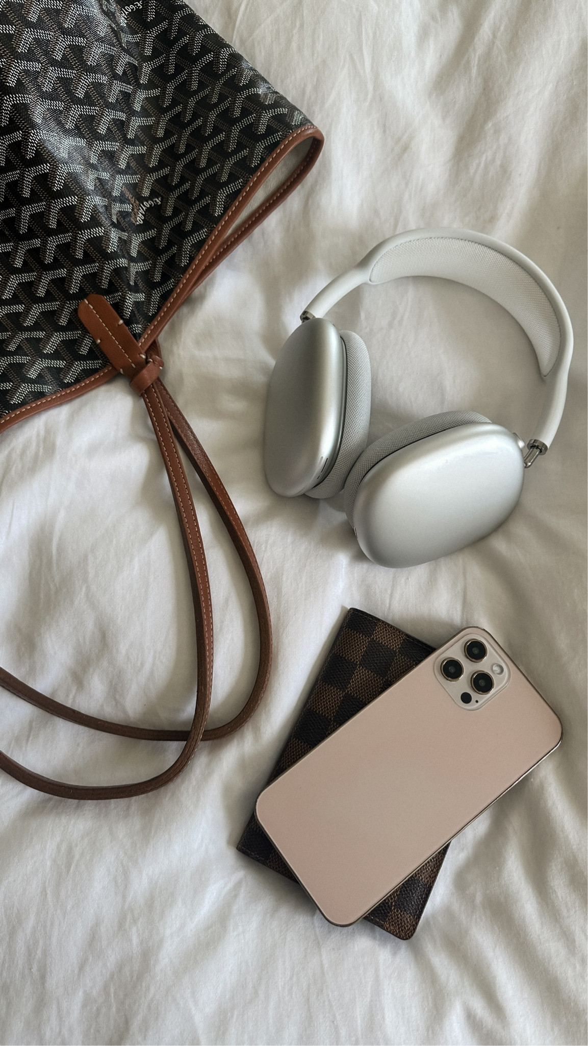 Got the Apple AirPod max and LOVE them. So comfortable! They’re on sale right now too! 

#LTKSaleAlert #LTKTravel