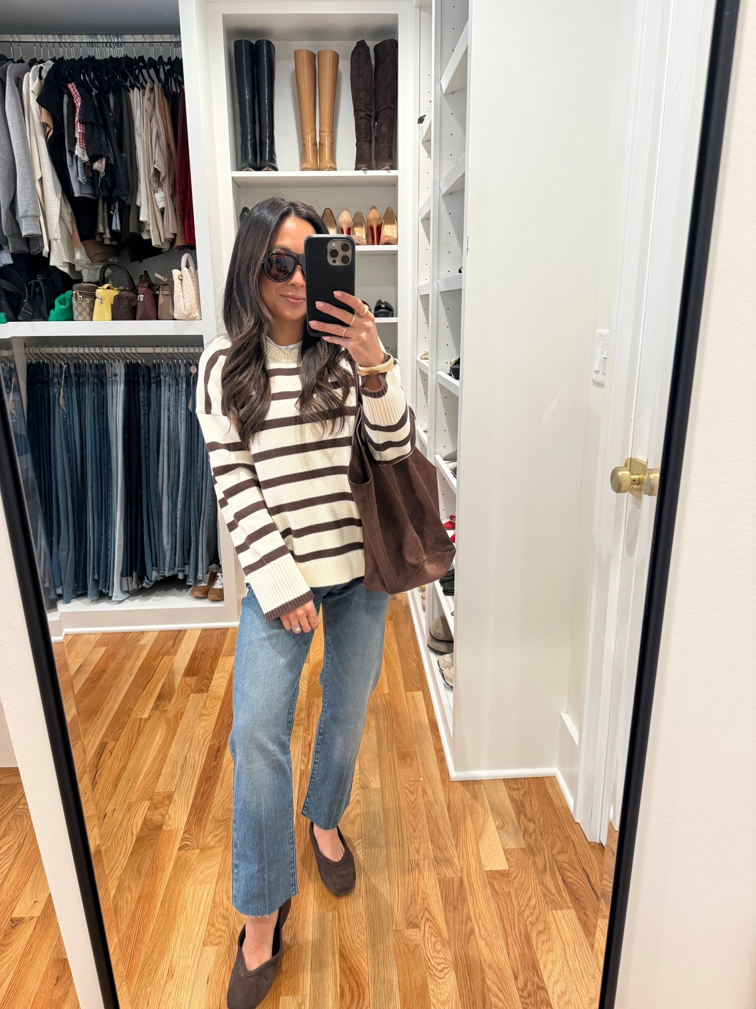 An easy outfit with the cutest straight jeans! Right now they’re an extra 40% off which makes them sooooo affordable!! Stock up now!! @Madewell 
Jeans: Greendale wash size 23, cut the bottoms bc they’re the standard length 
Sweater: XS 
Tee: XS
Flats: 6

#LTKOver40 #LTKootd #LTKPetite