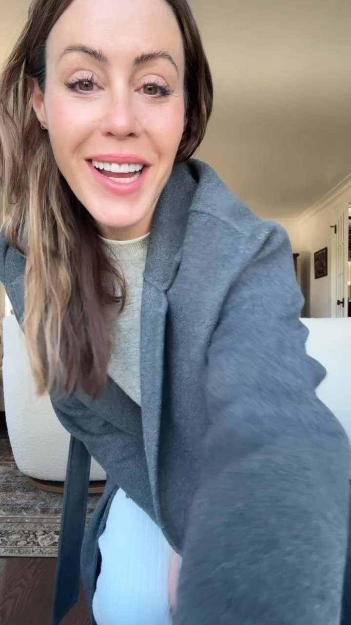 Today’s casual, cozy outfit for lots of computer work. Have an amazing day, Cookies❤️

#LTKSeasonal #LTKStyleTip #LTKFindsUnder100