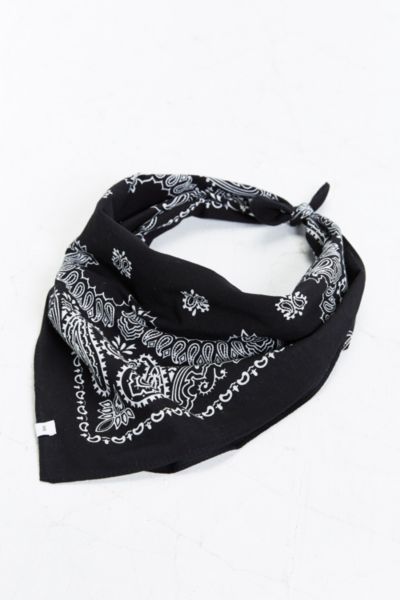 UO Basic Medallion Bandana | Urban Outfitters US