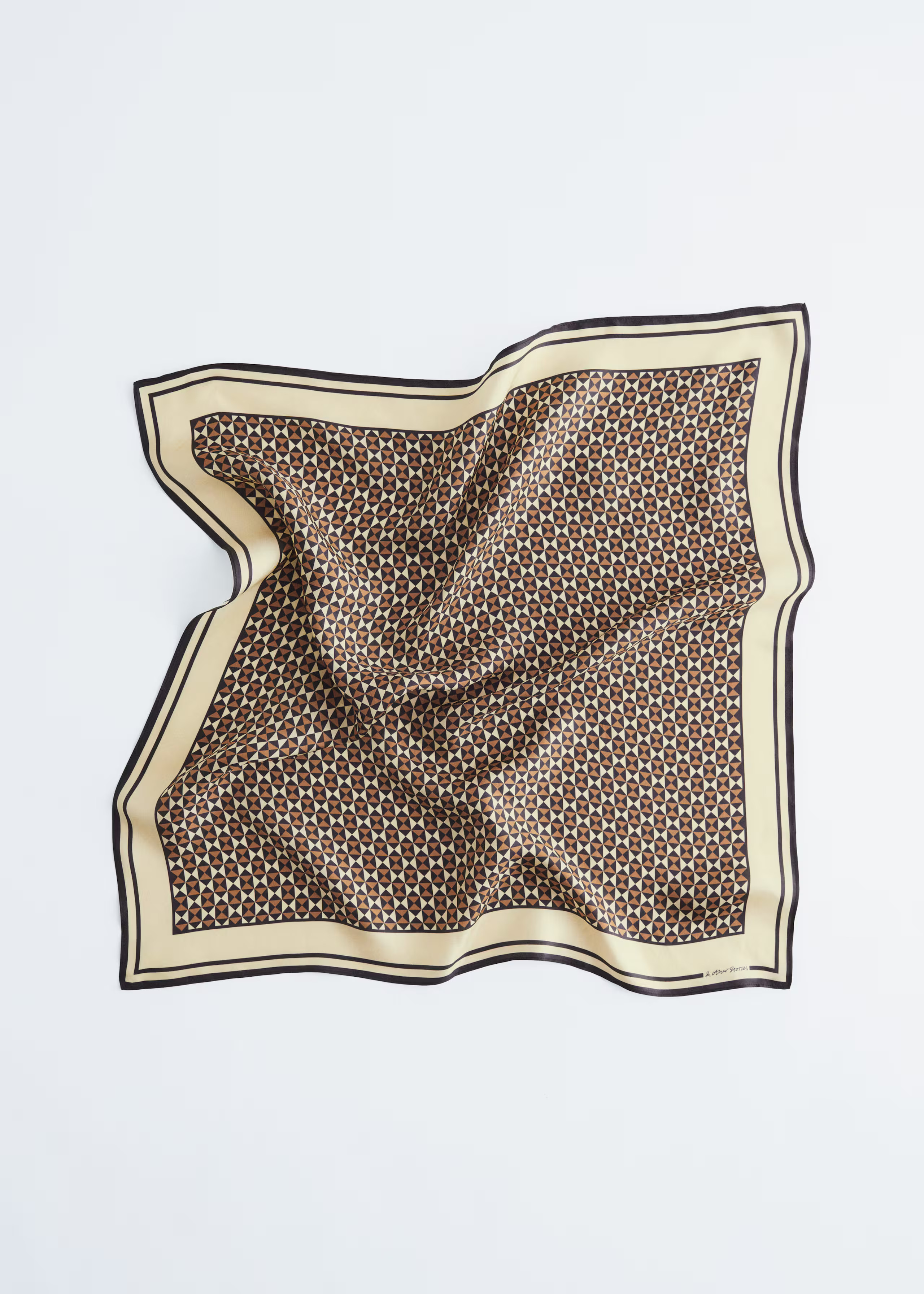 Graphic-Print Square Silk Scarf - Brown Pattern - & Other Stories GB | & Other Stories UK