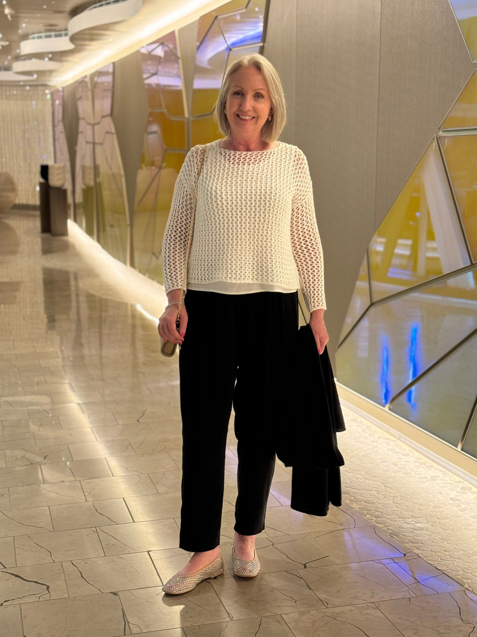 What I wore to dinner last night.🛳️✨

#LTKTravel #LTKMidsize #LTKStyleTip