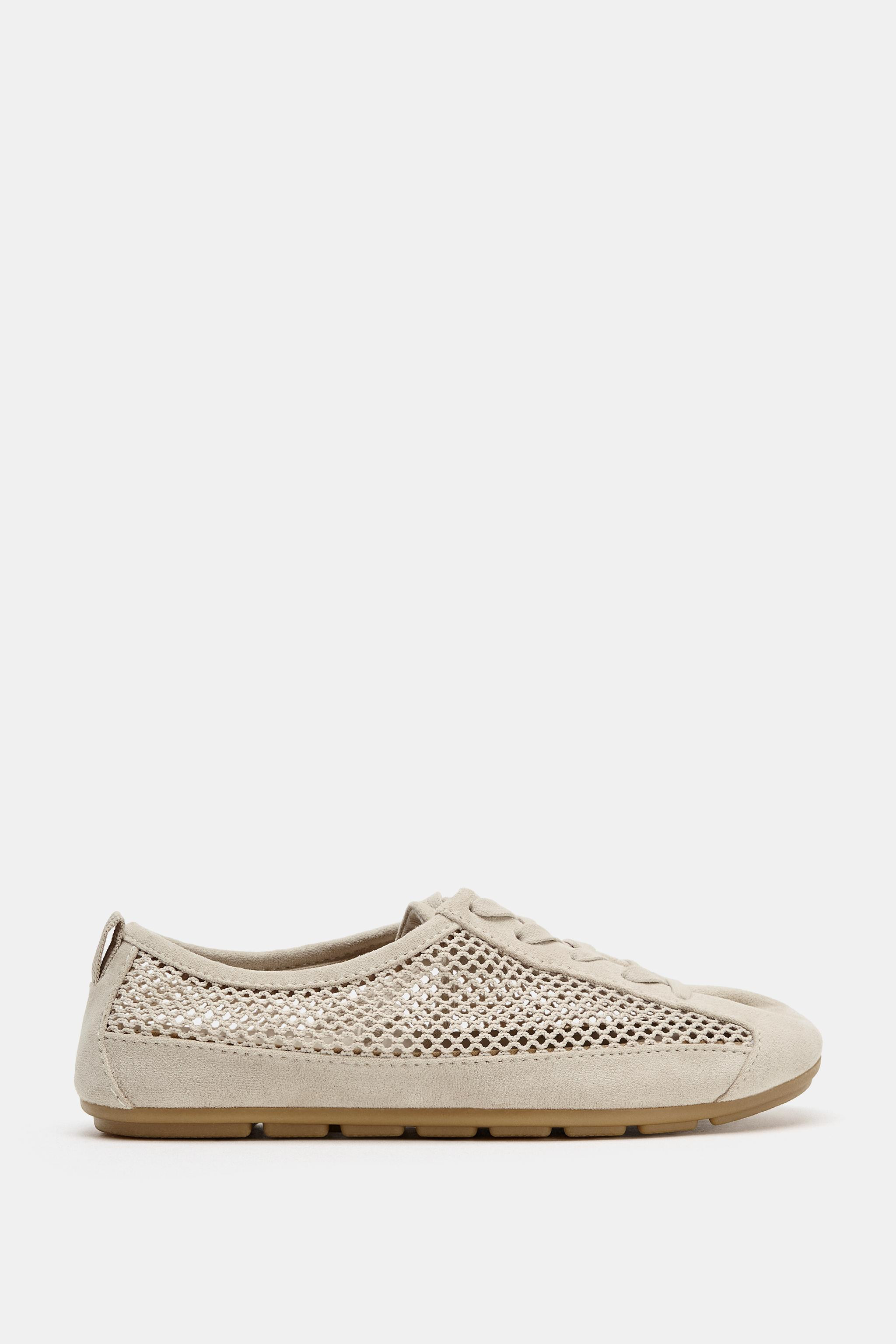 Sneaker-style shoes with a mesh body. Derby style. Lace-up closure. Back pull tab detail. Rounded... | Zara US