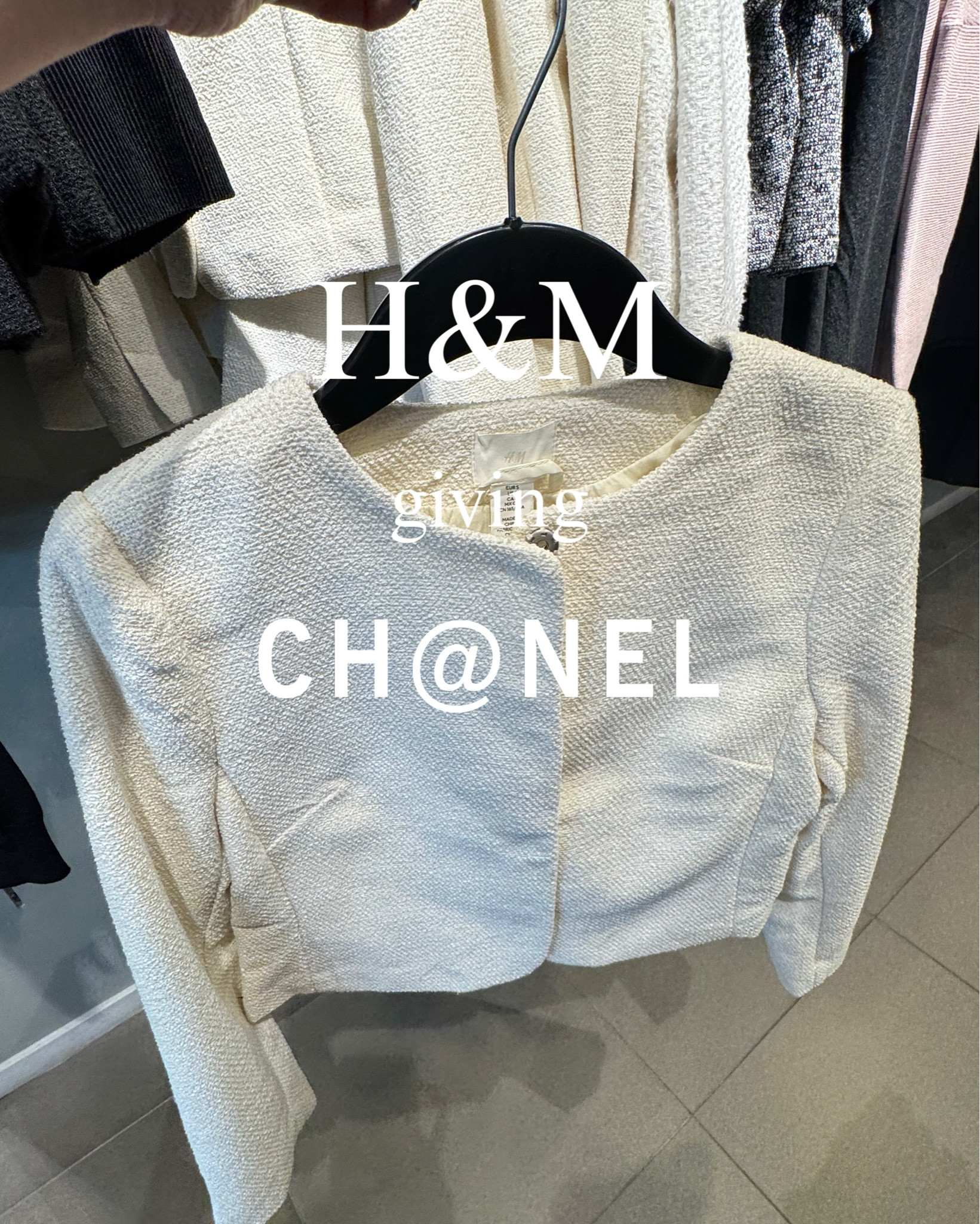 H&M new releases giving major Chanel vibes.
Tweeted jackets, tweed short blazers.