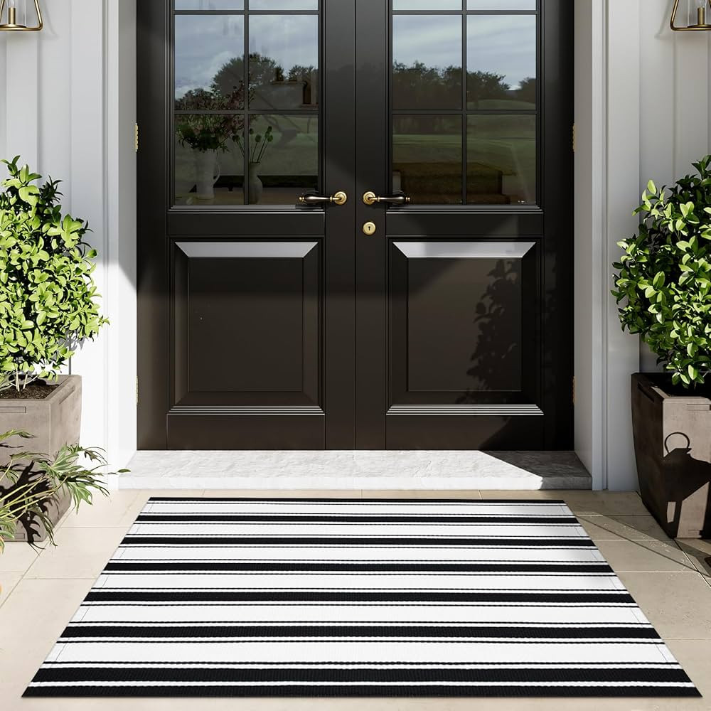 Outdoor Rug 3'x5',Washable Black and White Striped Outdoor Rug,Farmhouse Front Door Mat Porch Rug... | Amazon (US)