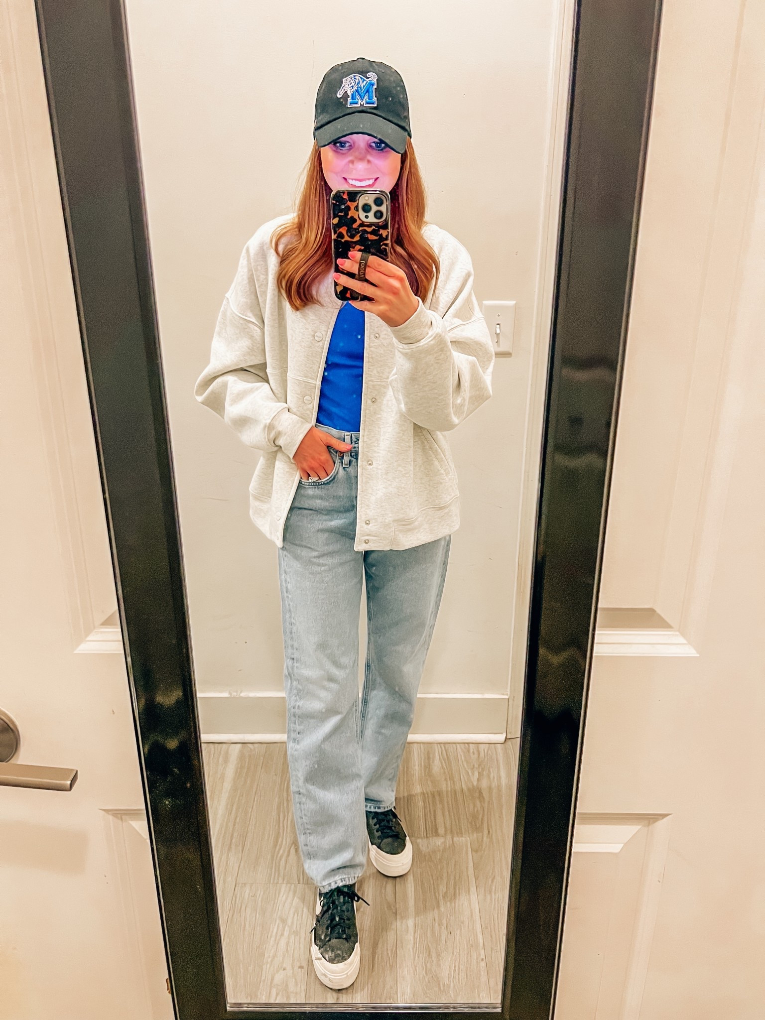 Nuuds jacket size small, blue long sleeve shirt size small, Agolde jeans size 24 

#LTKSeasonal #LTKSpringSale #LTKFindsUnder50