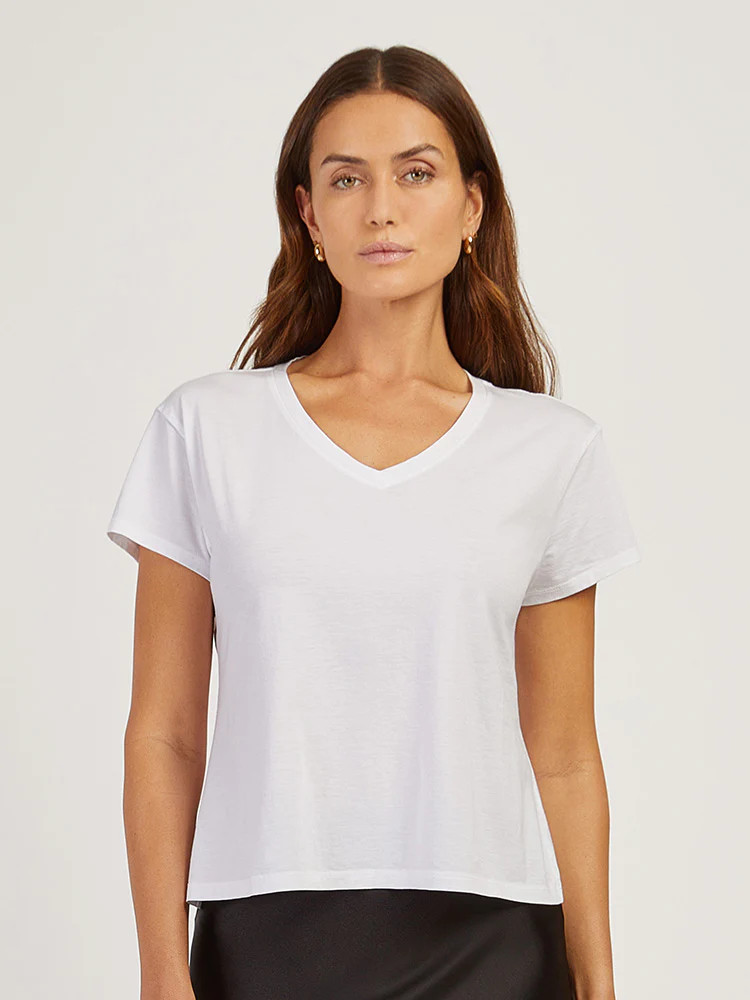 Women's Cotton Relaxed V-Neck Tee - Mott & Bow | Mott & Bow