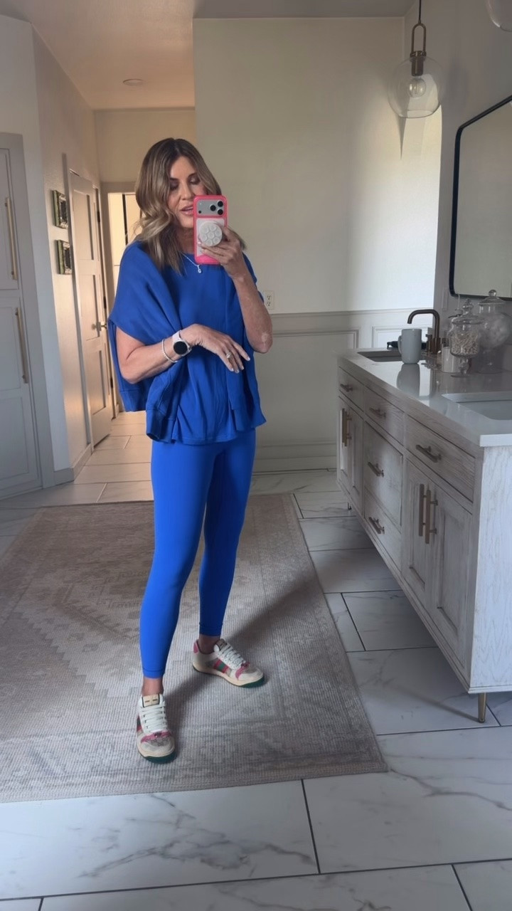 Wearing a size 4 in leggings and 6 in tank. Sized up to a medium sweatshirt 
Beach ball blue new colorway at lululemon

#LTKOver40 #LTKActive
