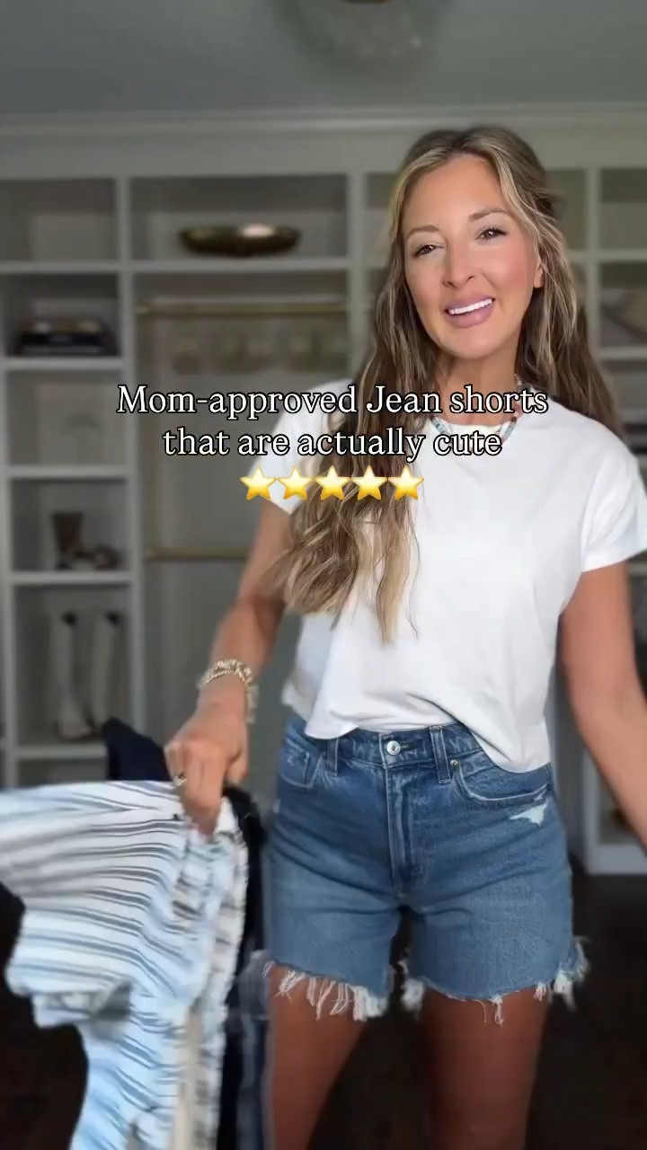 
These have been my go-to Jean shorts for 5 years now. High rise with a 5” inseam plus the most flattering fit! You will love these for spring and summer! 

#springoutfits