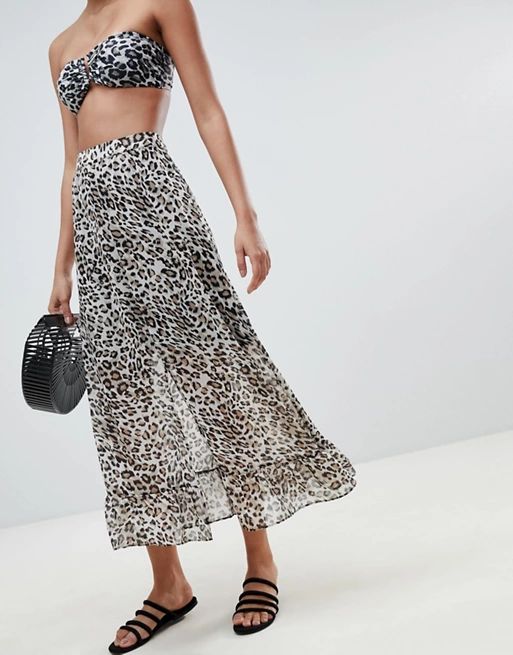 Gestuz leopard print beach skirt in 100% recycled polyester | ASOS IT