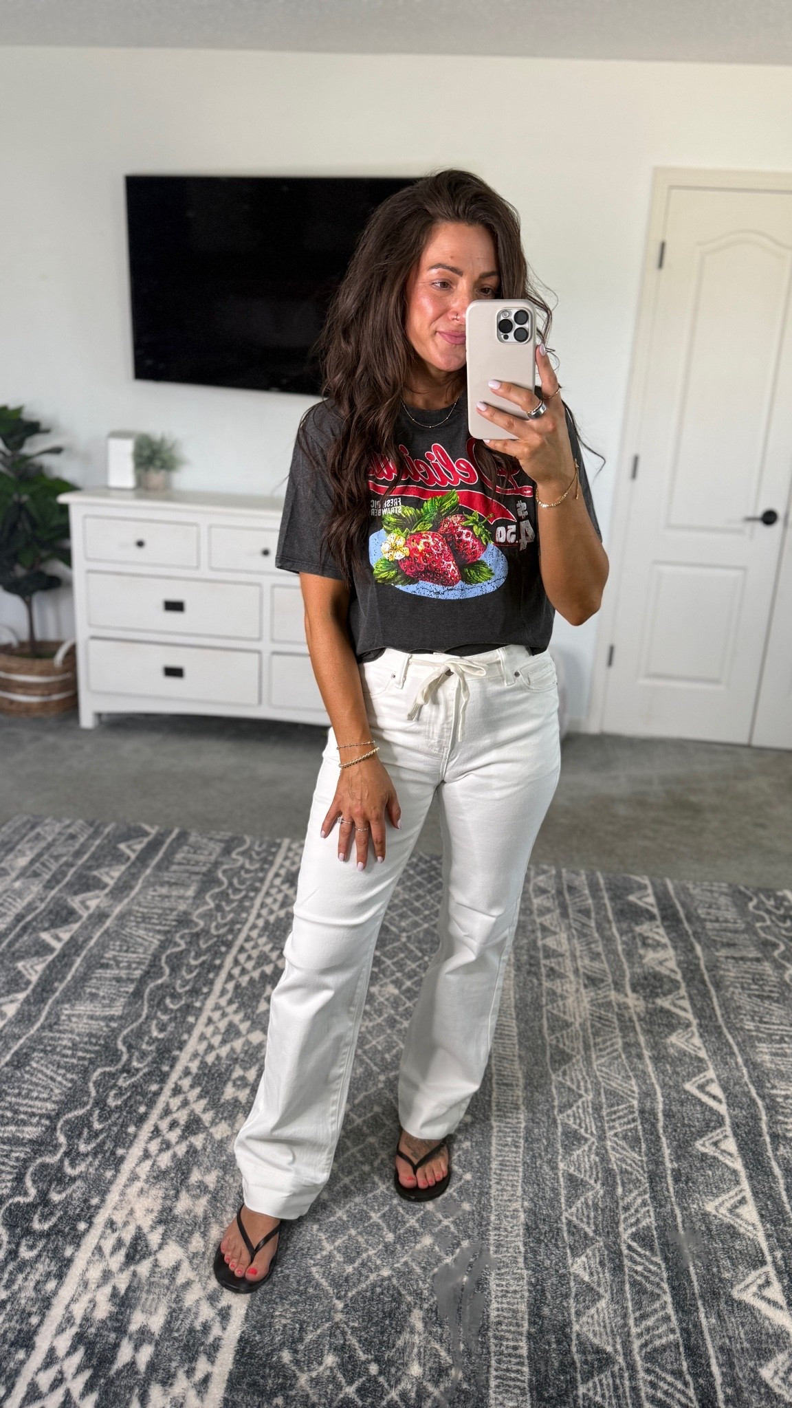 Sized down to the XS, but I’d go with your true size.

#LTKootd #LTKOver40 #LTKPetite