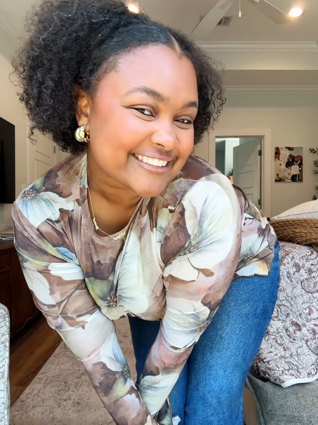 chilly spring day fit here in mississippi! I loveeeee these jeans from American Eagle SO MUCH! I want to wear them everyday 🥹

#LTKFindsUnder100 #LTKShoeCrush #LTKPlusSize