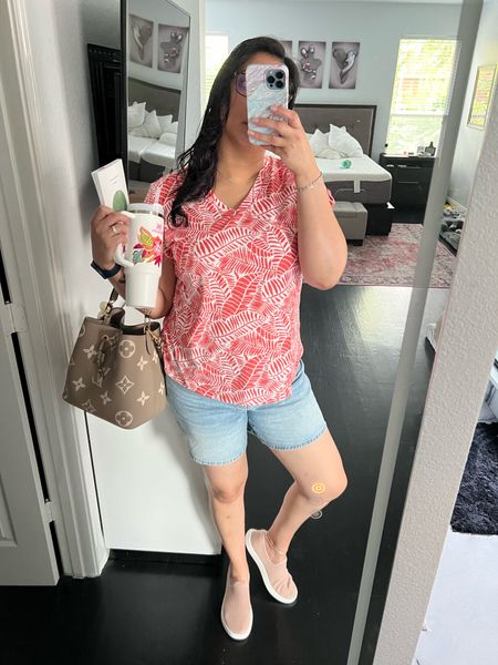 Wet hair don’t care! Mom on the go OOTD. These shoes are my new favorite. They’re so comfortable it’s like you’re walking on clouds ☺️

#LTKMidsize #LTKSaleAlert #LTKFindsUnder100