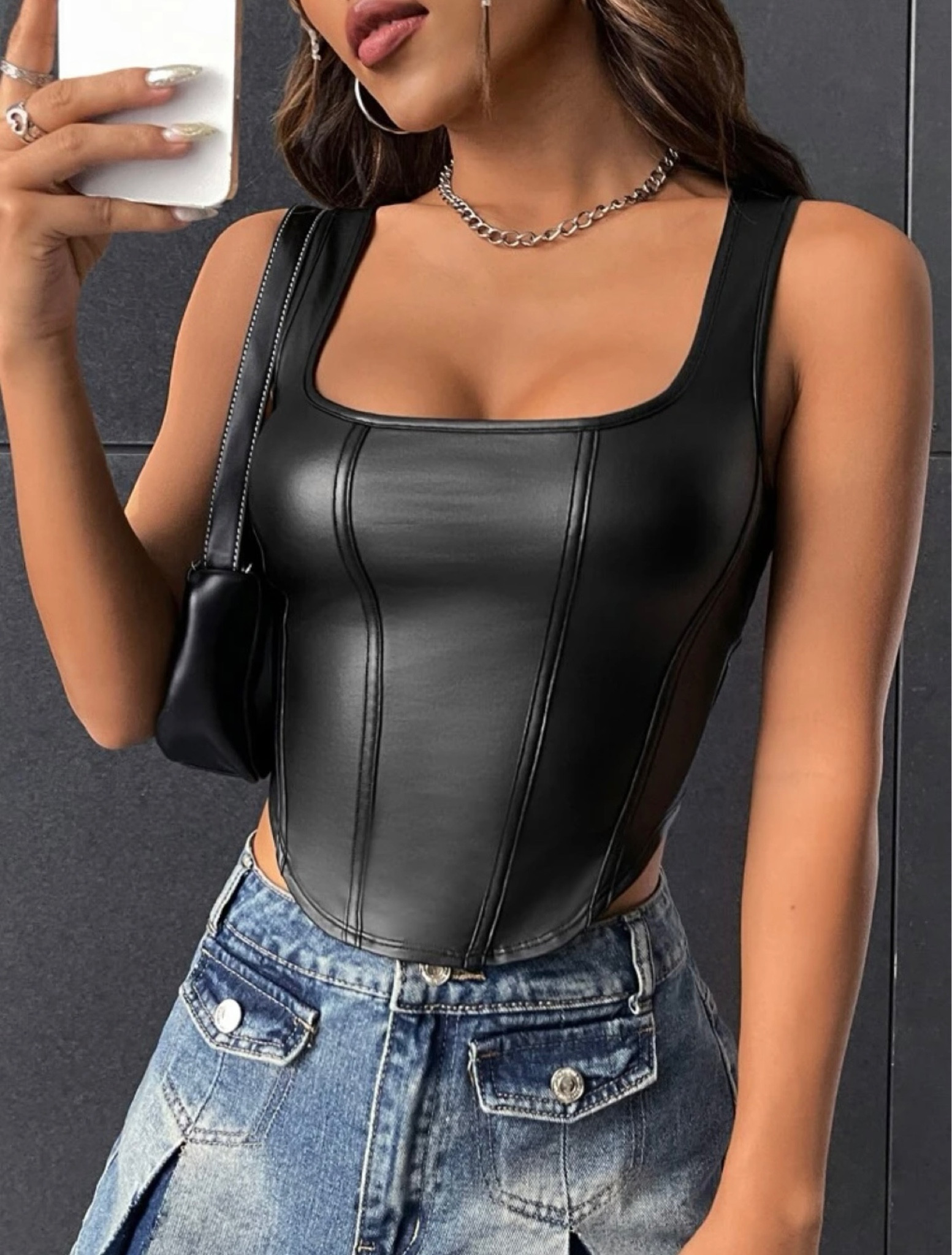 SHEIN Black corset top 🖤

#shein #sheinhaul #haul #outfits #fyp #tryonhaul #trending #fashion #fitspo #gym #sheinoutfits #love #like #sheinfashion #hauls #outfitinspo #follow #onlineshopping #liketoknowit #LTK #ootd #sahm #explore #lifestyle #trending  

#LTKFind #LTKbeauty #LTKSale