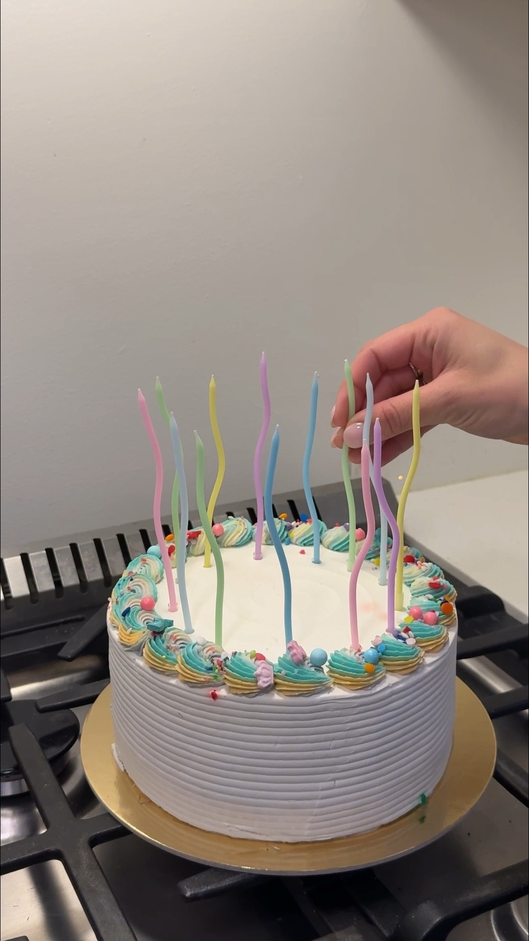 Spring hosting inspo🌷🎂💫

#LTKSeasonal #LTKvlog #LTKHome