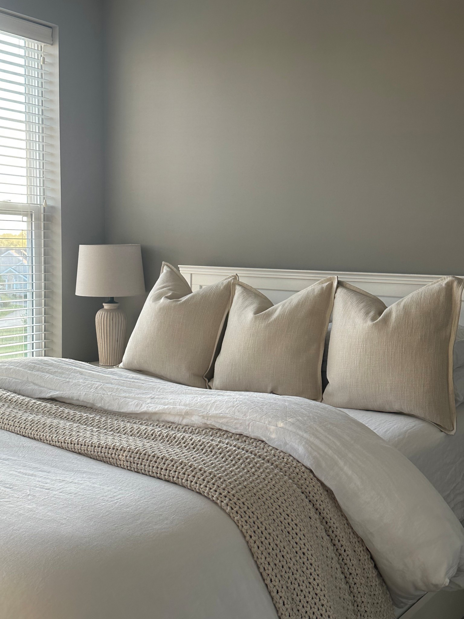 Always make your bed! #bed #bedding #parachutehome

#LTKHome