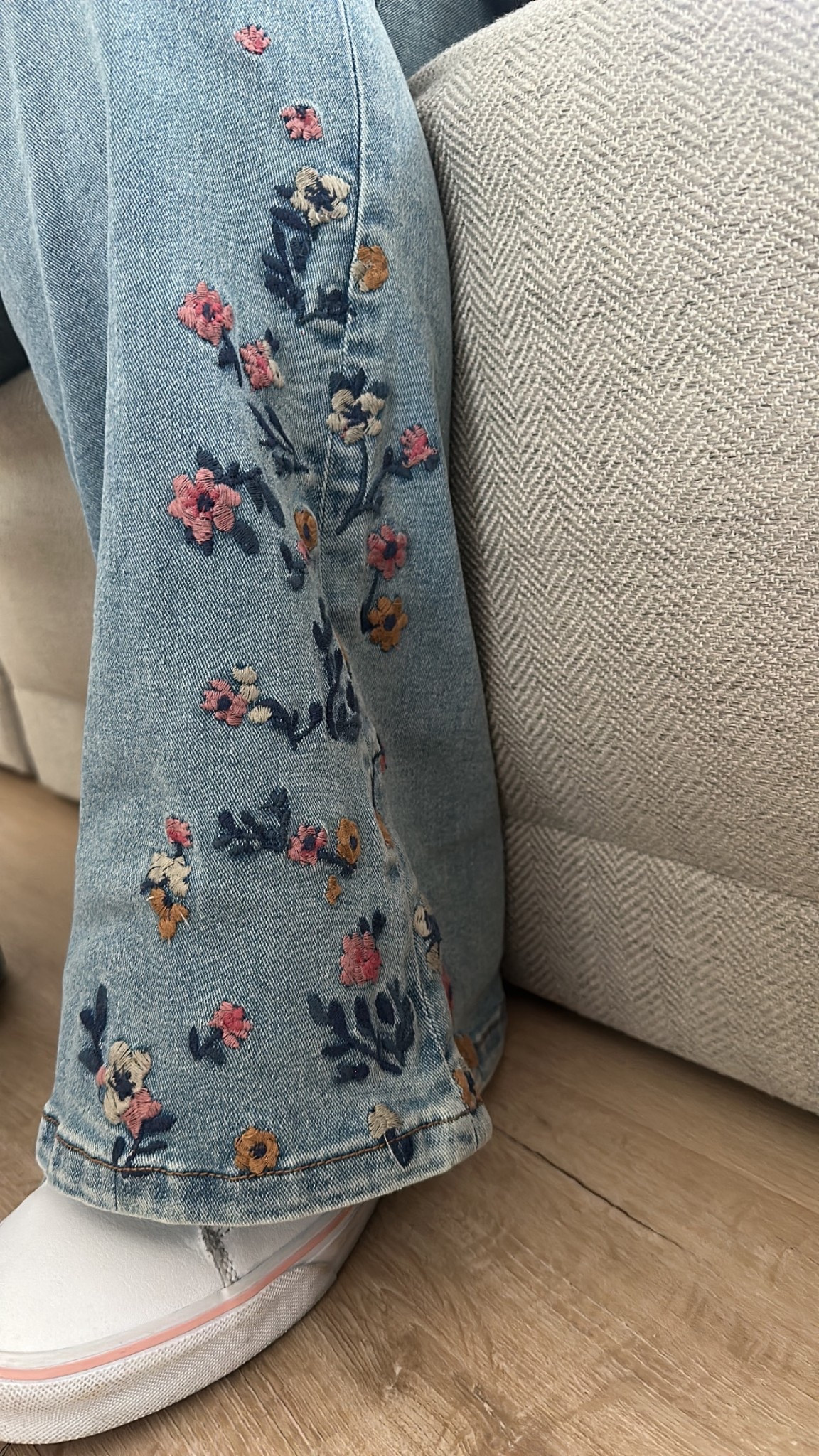 I found the cutest embroidery boot cut jeans at Walmart from the Jessica Simpson line!

#LTKFindsUnder50 #LTKMidsize #LTKFamily