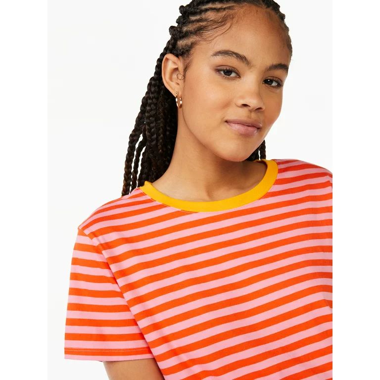 Free Assembly Women's Boxy Cropped Tee with Short Sleeves | Walmart (US)