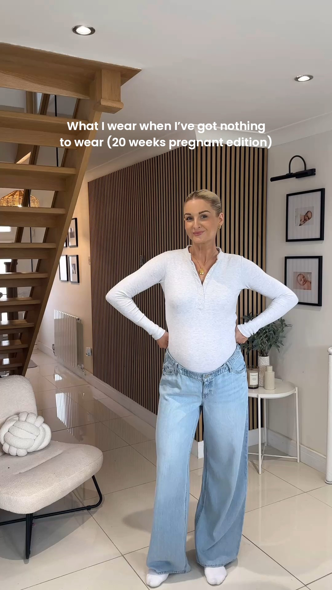 Happy Saturday girlies! I have actually found the most PERFECT autumn coat and it’s such a good price point too! I mean of course I’m comfort over everything these days being 20 weeks pregnant but this REASN bodysuit is perfect for every single day whether you’re pregnant or not! Also found the most perfect before and after wide leg jeans for bump from H&M!

Who else just loves to feel comfy 24/7?💁🏼‍♀️
